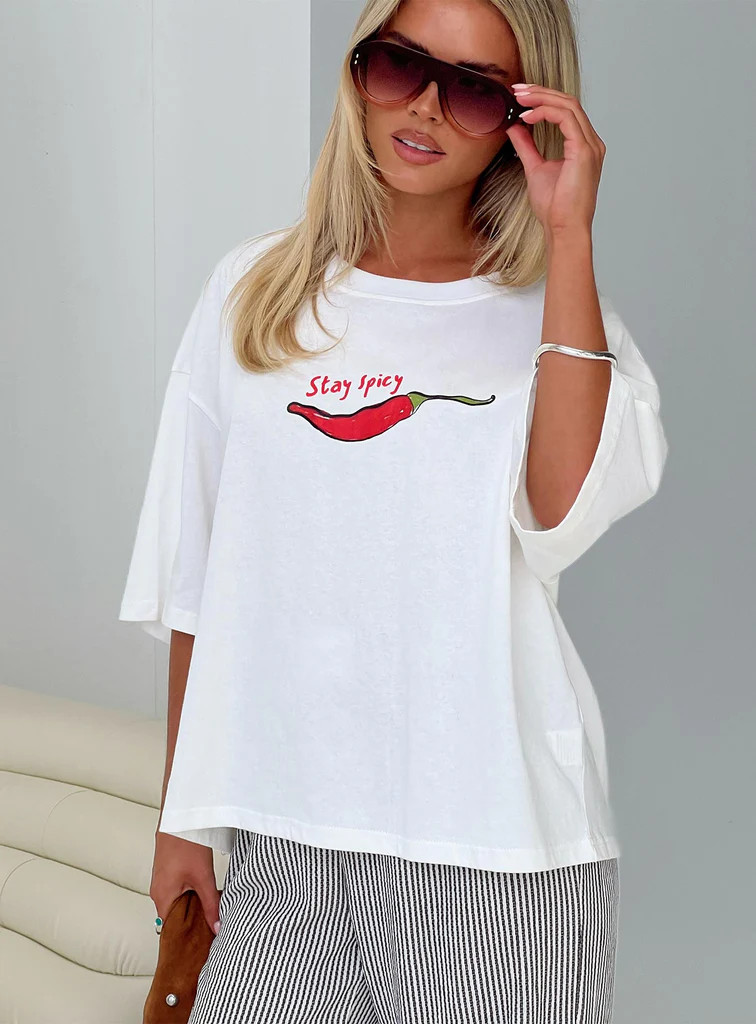 Stay Spicy Graphic Top White | Princess Polly US