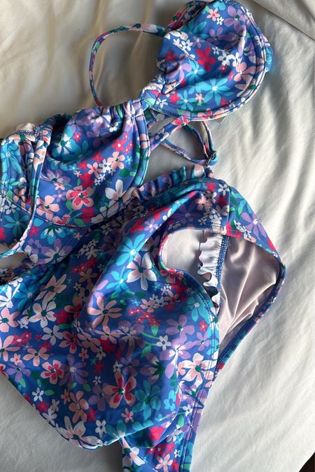 Pink floral bikini under $50 

#LTKSwim #LTKFindsUnder50 #LTKMidsize