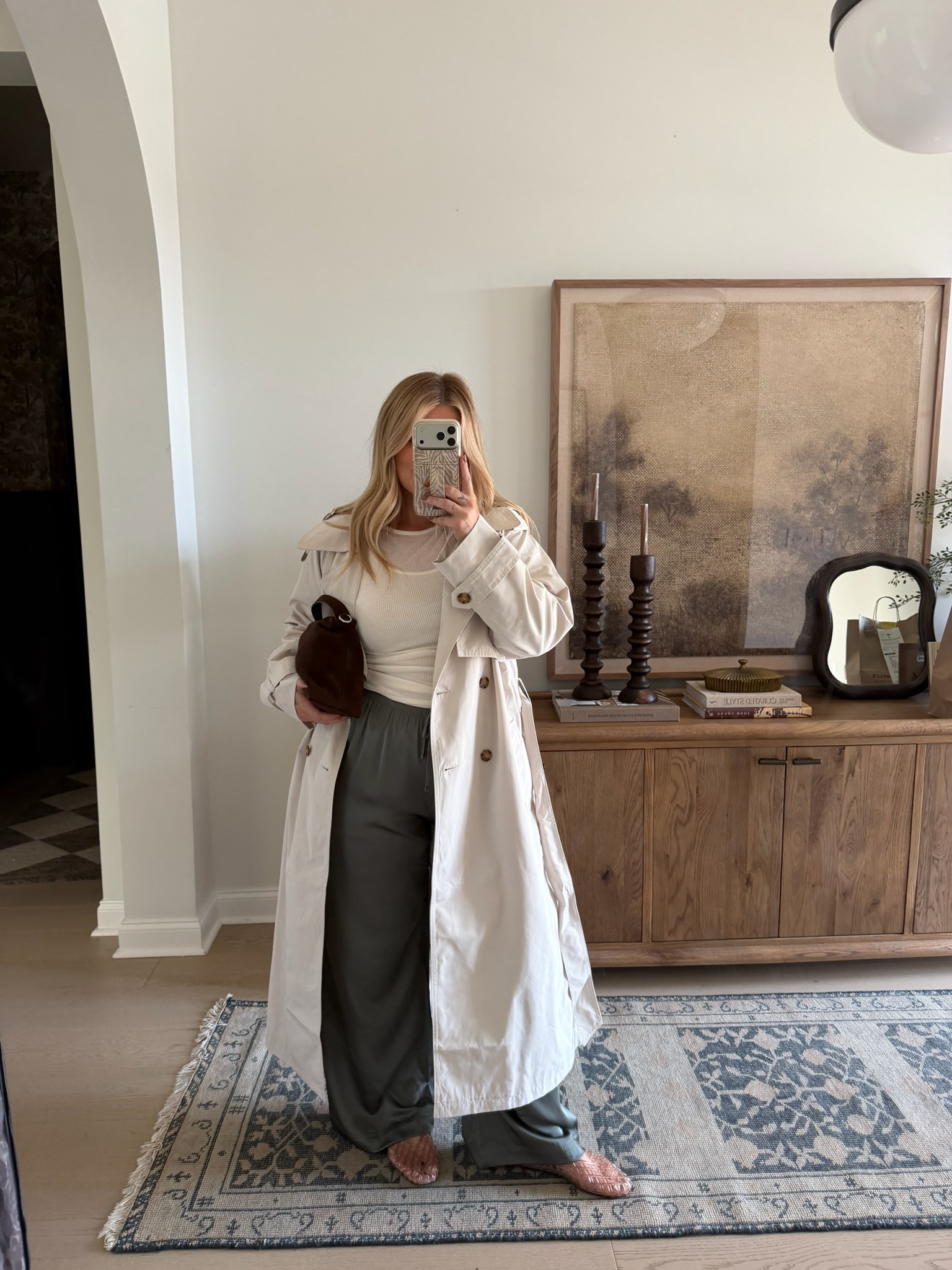 Jacket- large @abercrombie 
Top- medium 
Pants- XL
