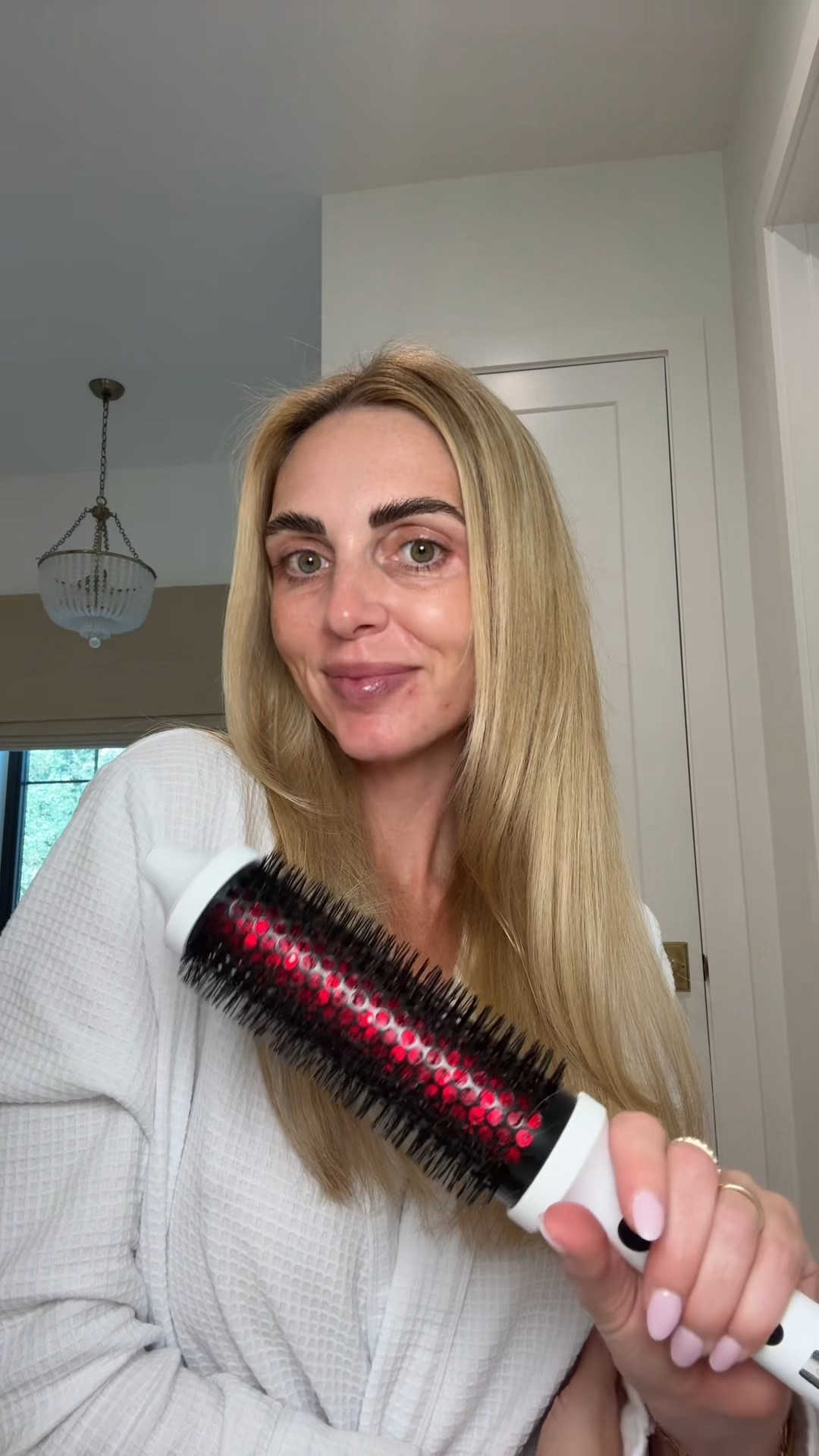 PSA: Still absolutely loving my Bondi Boost Heat Wand ✨🤎

Watch me transform my hair in less than 5 minutes! Who else loves a good low-effort hair day? 

#BondiBoost #HairRoutine #EasyHair #MomLife #GRWM