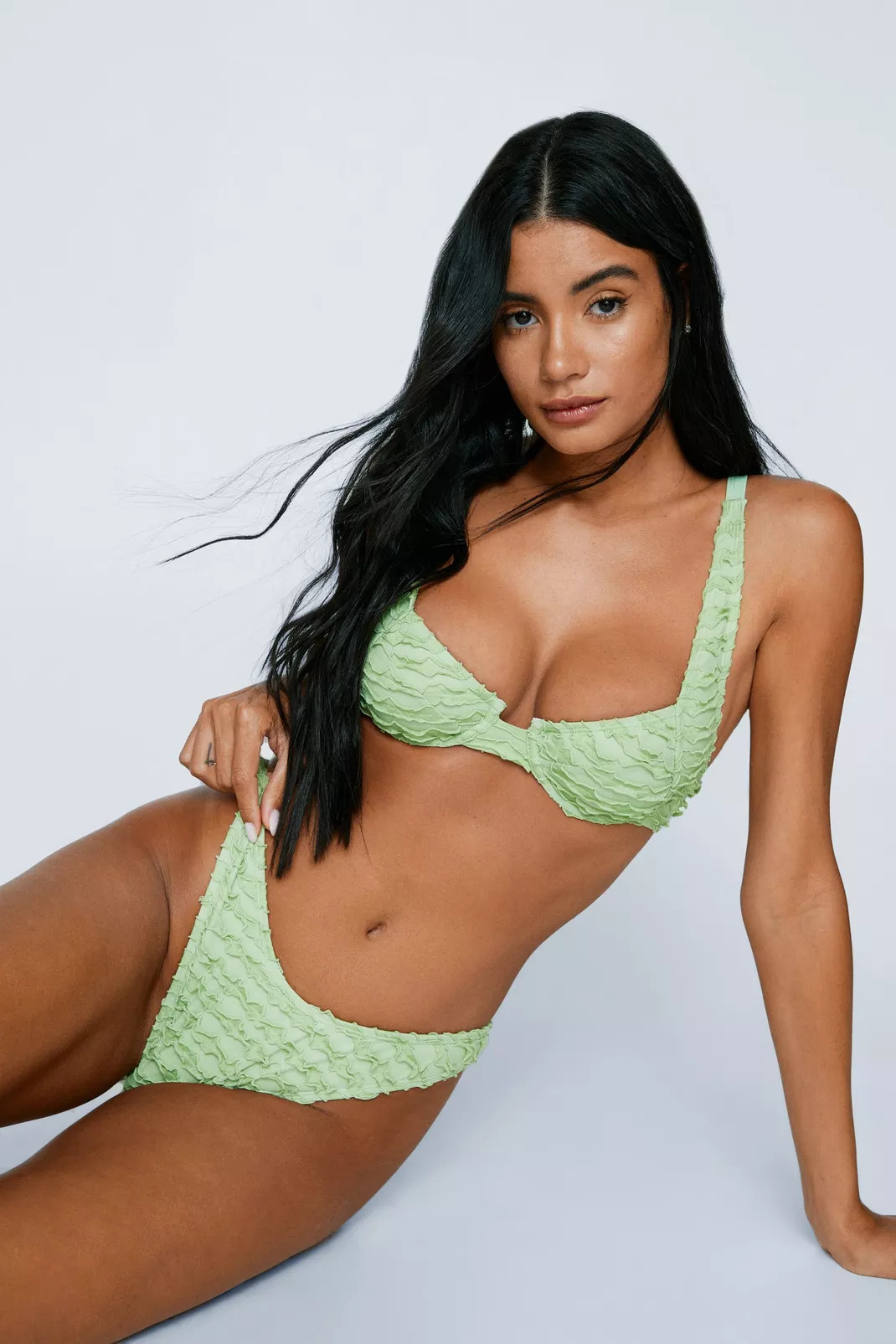 Ruffle Textured Underwire Bikini And Scrunchie 3pc Set | Nasty Gal (US)