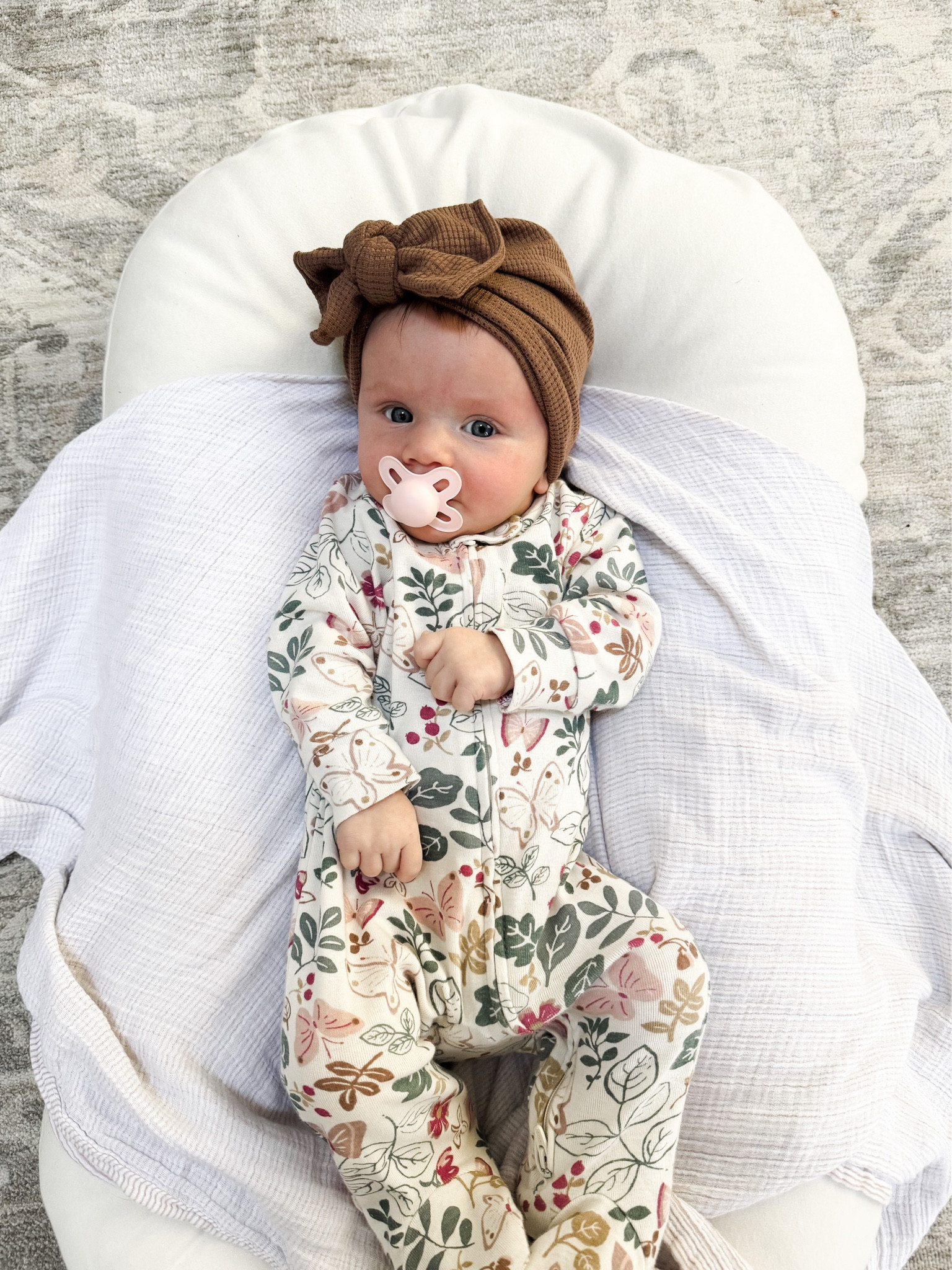 Sale alert on these floral baby girl pajamas!! 

Baby girl // floral pattern // sale // Amazon // baby pjs // snuggle me // baby swaddle blanket // baby girl bows 

#LTKsalealert #LTKbump #LTKbaby
