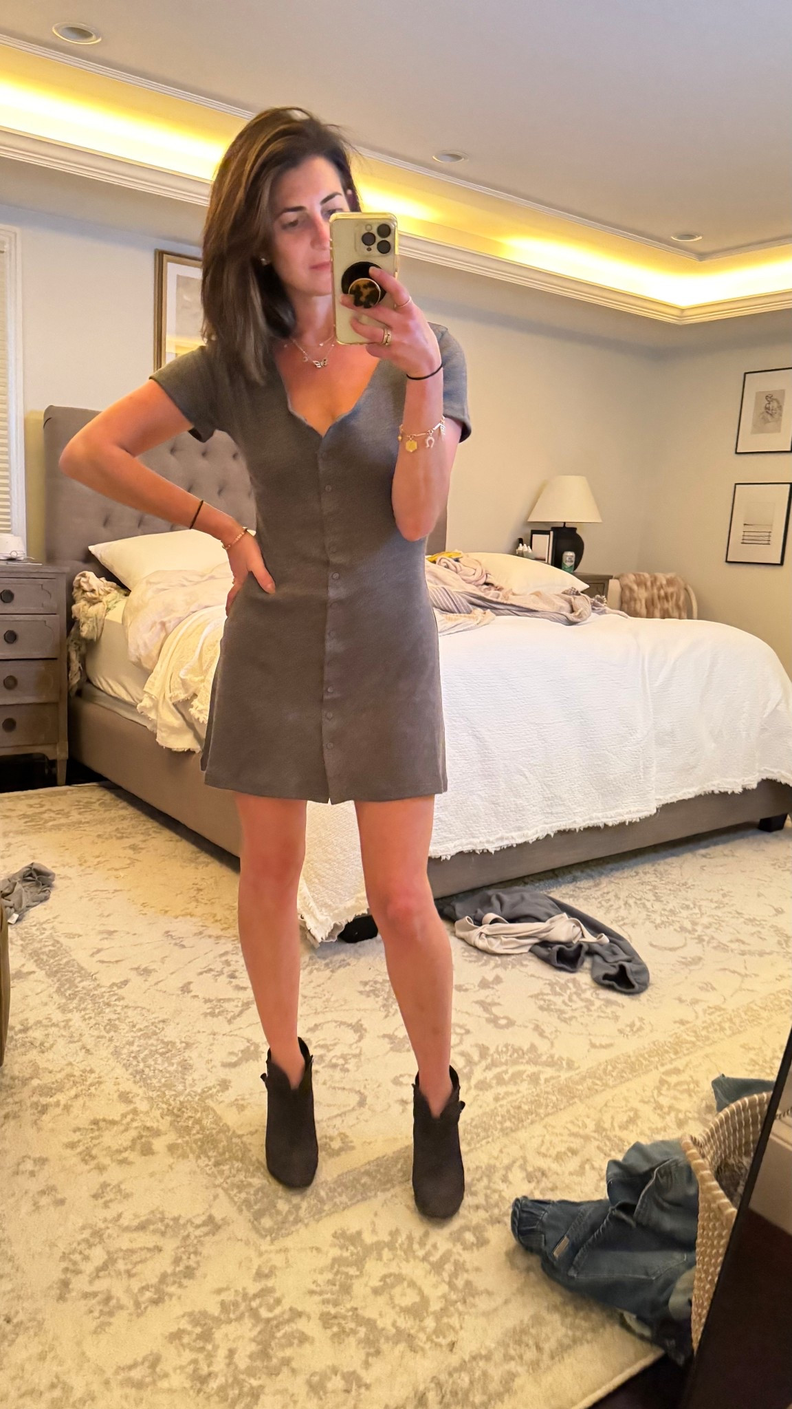 #falloutfit booties 90s vibe

#LTKPetite #LTKStyleTip #LTKSeasonal