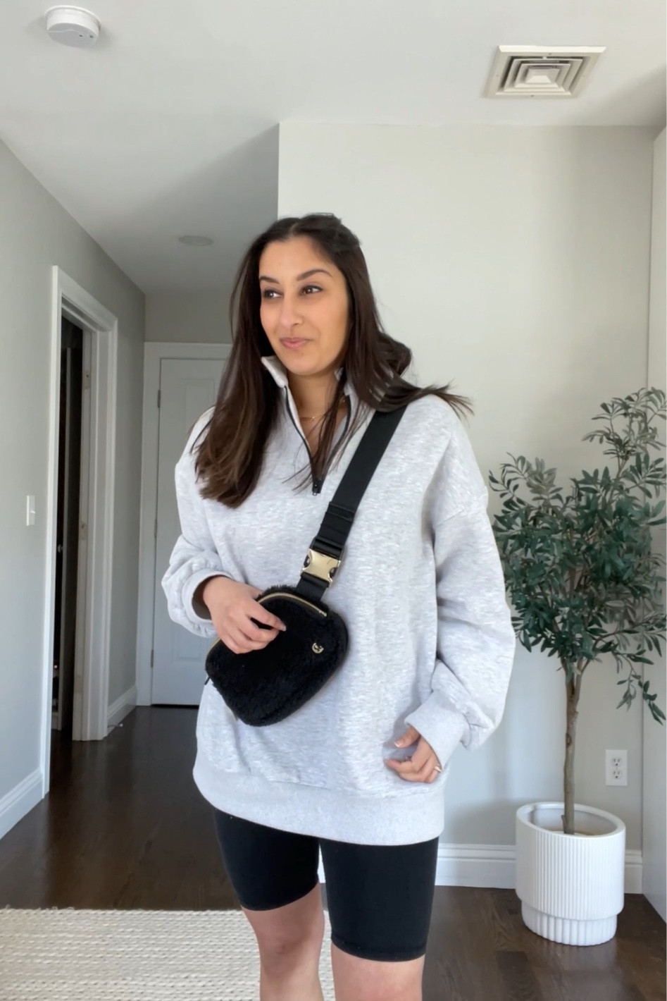 Hot girl walks in this cute Amazon zip up under 35! ✨

#amazonfind #momstyle #casualstyle #athleisure

#LTKFind #LTKstyletip #LTKunder50