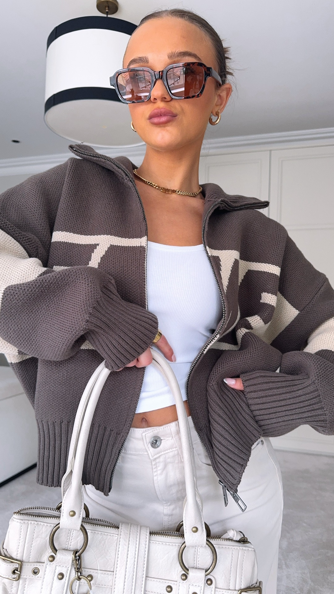Casual ootd🤍

Brown zip up cardigan realistic outfit ideas inspo cream high waisted jeans easy city basic

#LTKuk #LTKeurope #LTKsummer
