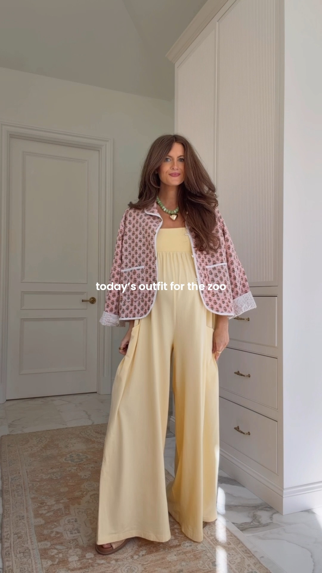 Headed to the zoo with my kids, this outfit is very comfortable for chasing them around, but still super cute!! 

#LTKgrwm #LTKBump #LTKdayinmylife