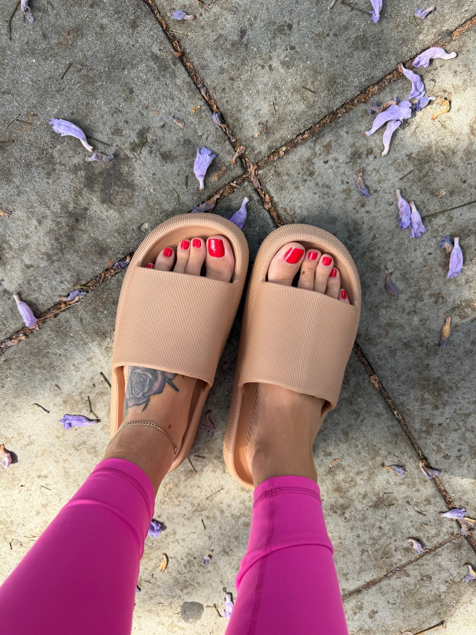 The perfect after pilates cloud like sandals ☁️ So dreamy!

#LTKootd #LTKgrwm #LTKfitnessgoals