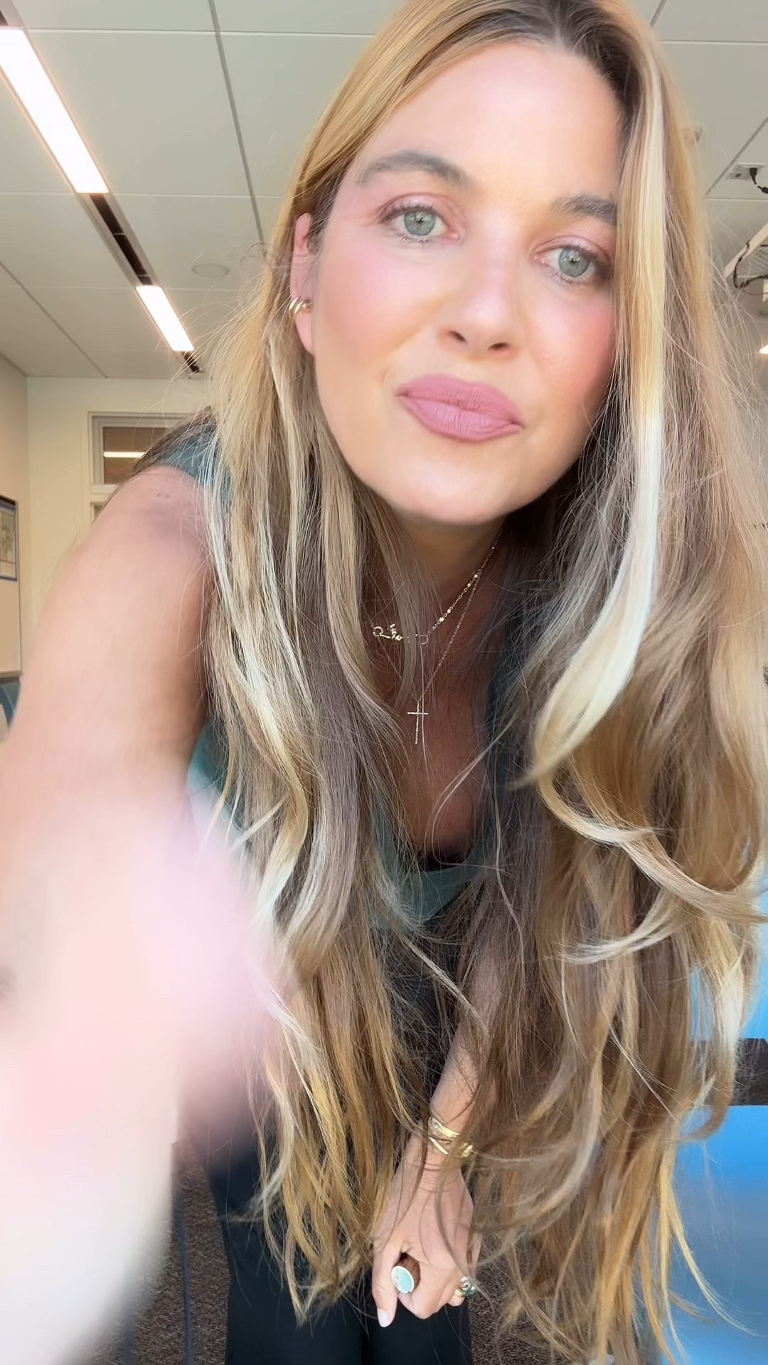 Lip: Prada Tiepolo 
I also used the MUFE endless cacao lip liner 
Eyes: RMS Luster 
Foundation: SUQQ 035
Hair: Sea Glass + T3 hot rollers 


#LTKBeauty #LTKdayinmylife #LTKWorkwear