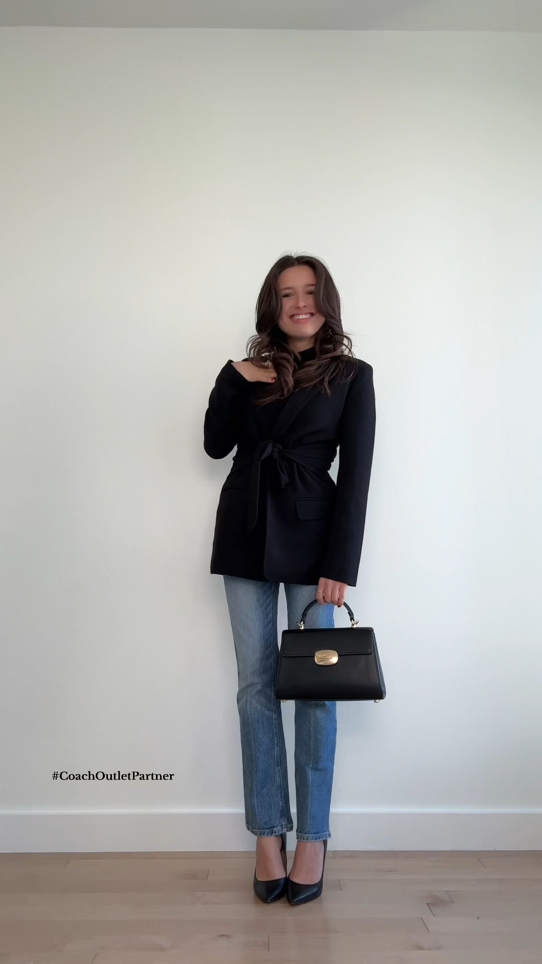 #ad Styling the newest ✨it bag✨ from @Coach Outlet: the top handle Eliza. Shop the Eliza bag on my LTK #coachny @shop.ltk #liketkit https://liketk.it/4uUPY