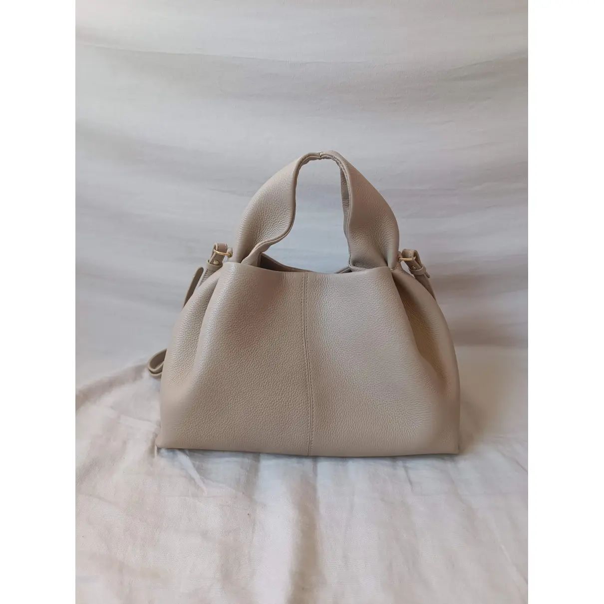 Numéro neuf leather handbag Polene Grey in Leather - 40200487 | Vestiaire Collective (Global)