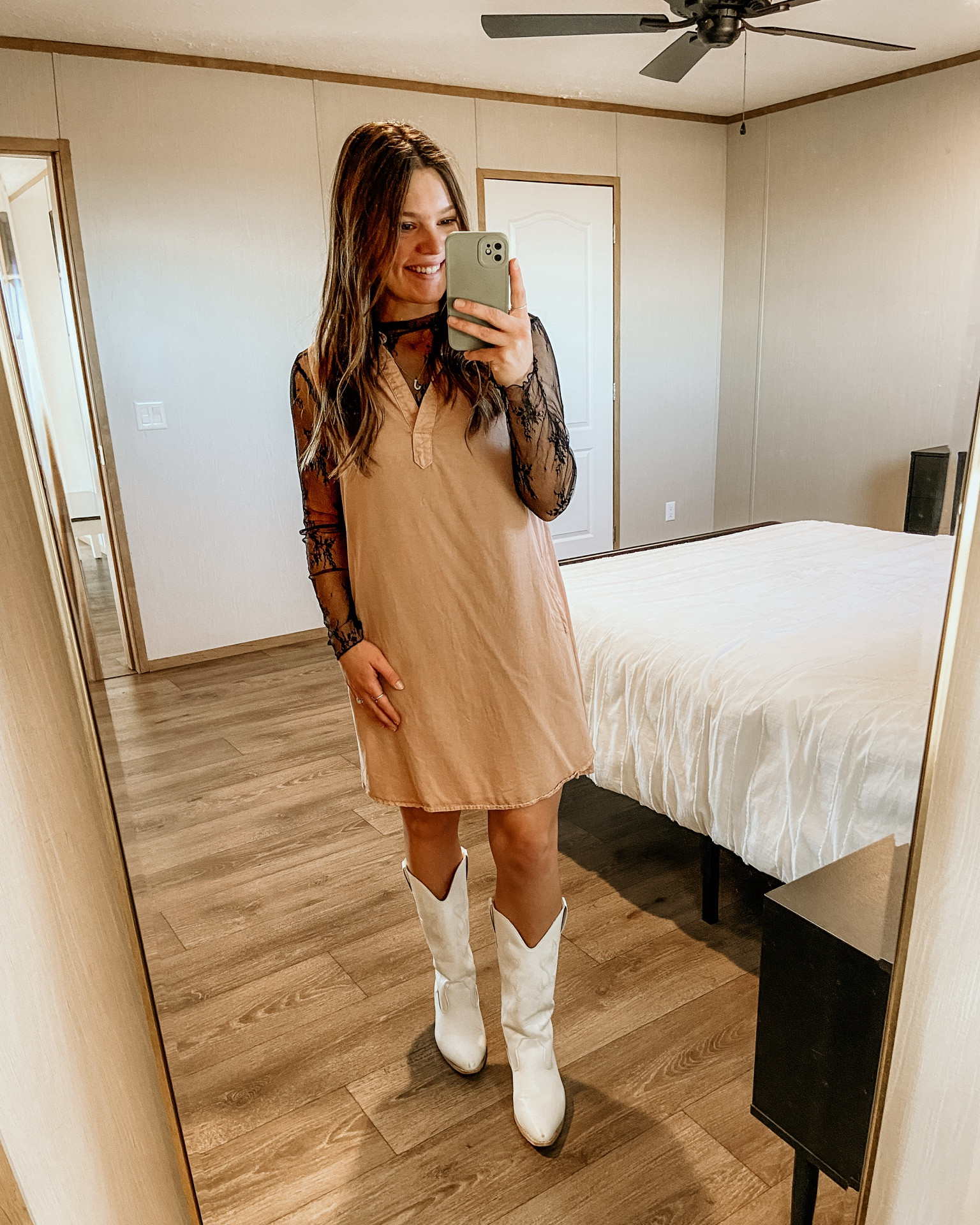 Mesh top outfit inspo

#LTKStyleTip #LTKSeasonal #LTKShoeCrush