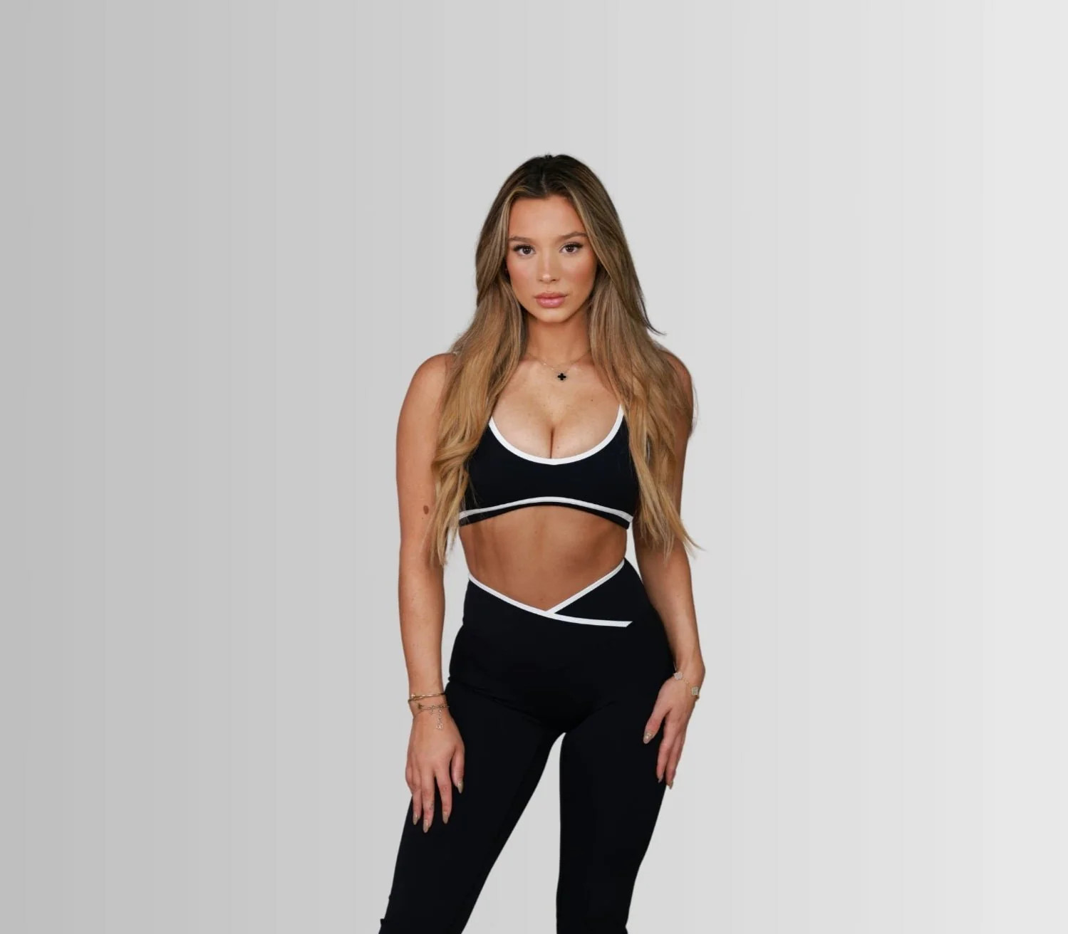 ATELIER FLARED LEGGINGS | ÉLEVÉ