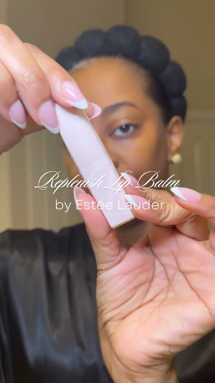 ✨ Winter Lips, But Make It Luxe ✨ Replenish Lip Balm by Estée Lauder 

Winter dryness? Not here. Meet my go-to lip hack: Estée Lauder @esteelauder Pure Color Envy Color Replenish Lip Balm—the perfect mix of hydration, tint, and luxury.

💖 Glides on smooth for an instant moisture boost
💋 Adapts to your lips’ chemistry for a custom pink glow
✨ Luxe packaging with a satisfying magnetic closure

Whether you’re rocking a no-makeup nude or layering under lipstick, this balm keeps lips plump, soft, and winter-ready. Tuck it in your purse, pocket, or nightstand—your perfect pout is always within reach.

Who else is upgrading their #lipcare this season? 

xoxo, Mystiqua Trinette 

#LipsToEnvy #PureColorEnvy #EsteeLauder #GiftedByEstéeLauder #WinterLipHack #beautyover40
