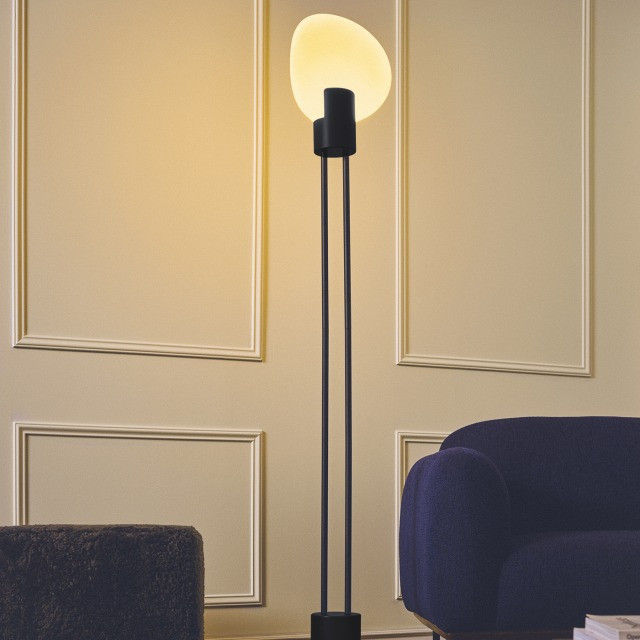 Pavone Floor Light by Viviana Degrandi | Gantri® | Gantri