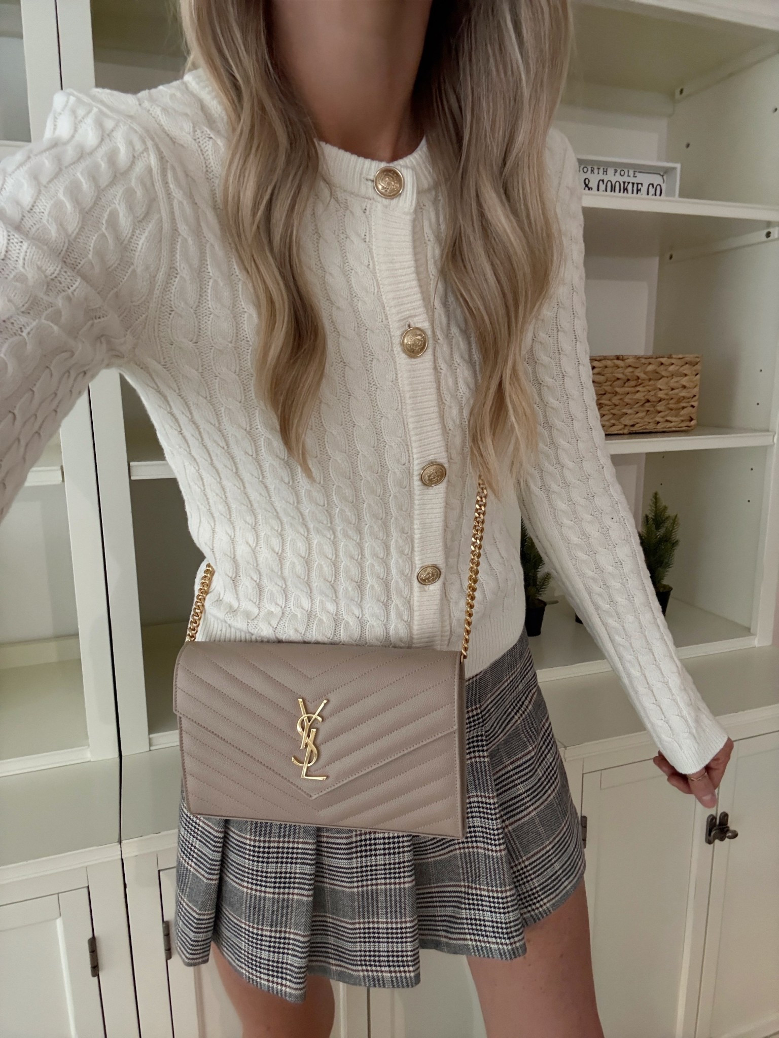 women’s pleated skirt. women’s cable knit cardigan. fall fashion. winter fashion. minimalist style. ootd.

#LTKFindsUnder50 #LTKootd