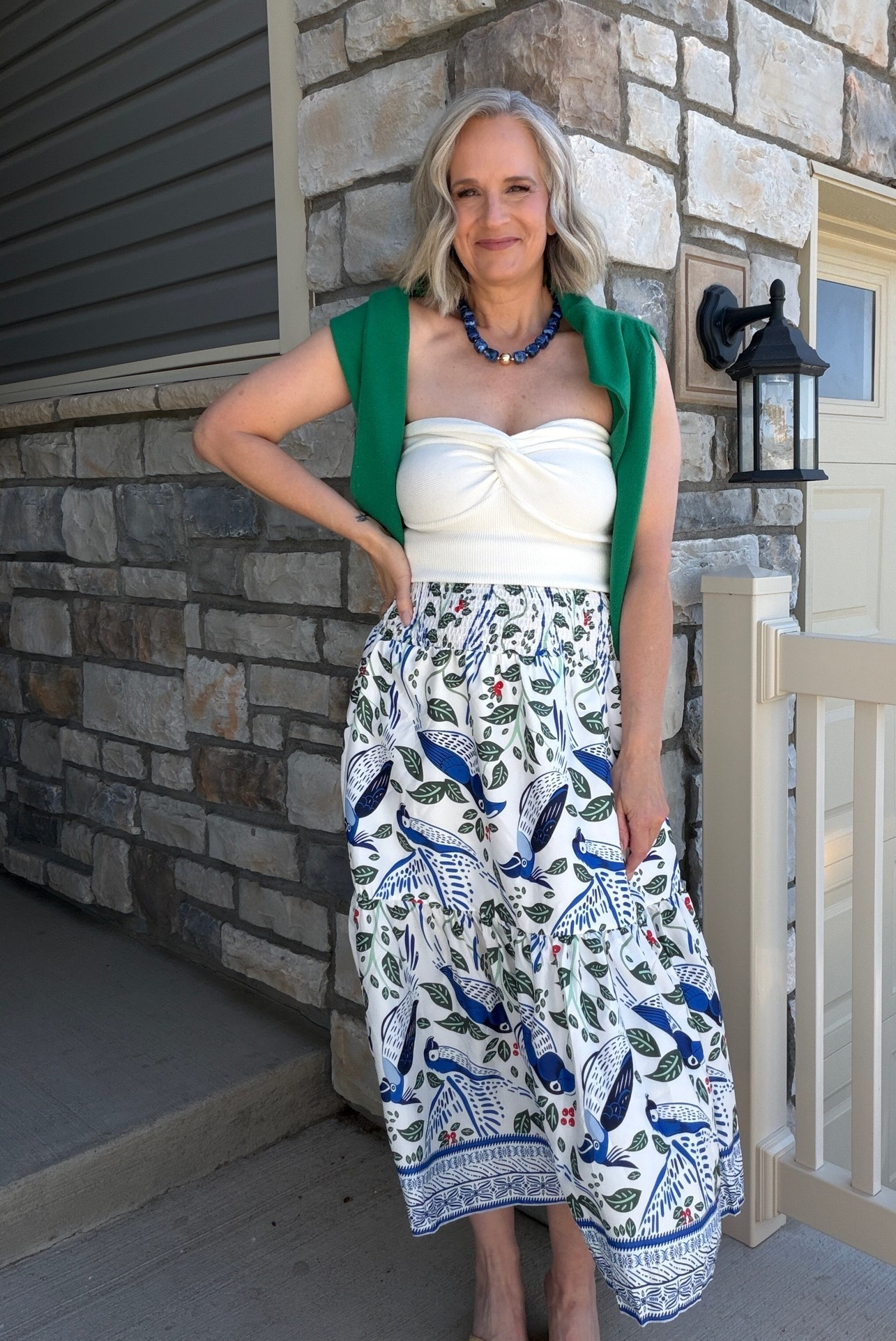 This skirt looks like Farm Rio but is Amazon!

Midi skirt, vacation, summer, chunky necklace, wedges,!strapless top, cruise, beach

#LTKootd #LTKOver40 #LTKSaleAlert