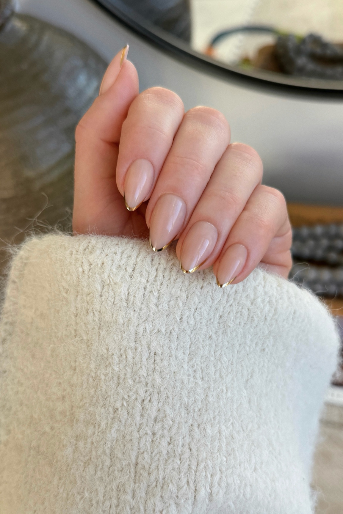 Chic, short almond press-on nails with gold tips! 

#LTKFindsUnder50 #LTKBeauty #LTKSeasonal