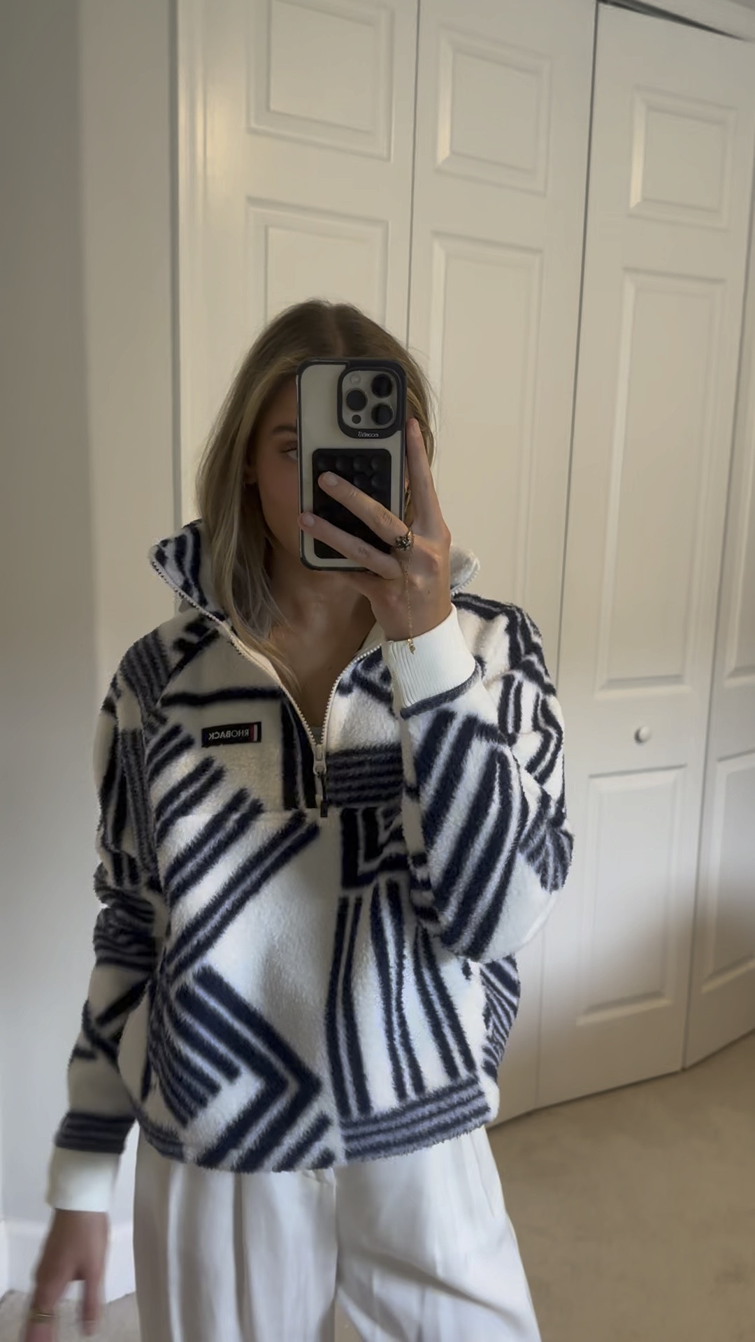 Sherpa pullover. Fleece pullover. Sherpa jacket. Fleece jacket. Winter. @rhoback #rhoback #craveactivity Rhoback | Matching set. Activewear. Joggers. Sweatshirt. Hoodie. Workout set. Athletic wear. Athleisure. Performance hoodie. Sweatpants. Two piece set. Buttery soft fabric. Four way stretch fabric. Styling. #workoutgear #workoutwear #pilates #ootd #outfit #athleticwear #athleticoutfit 


#LTKstyletip #LTKSeasonal #LTKVideo