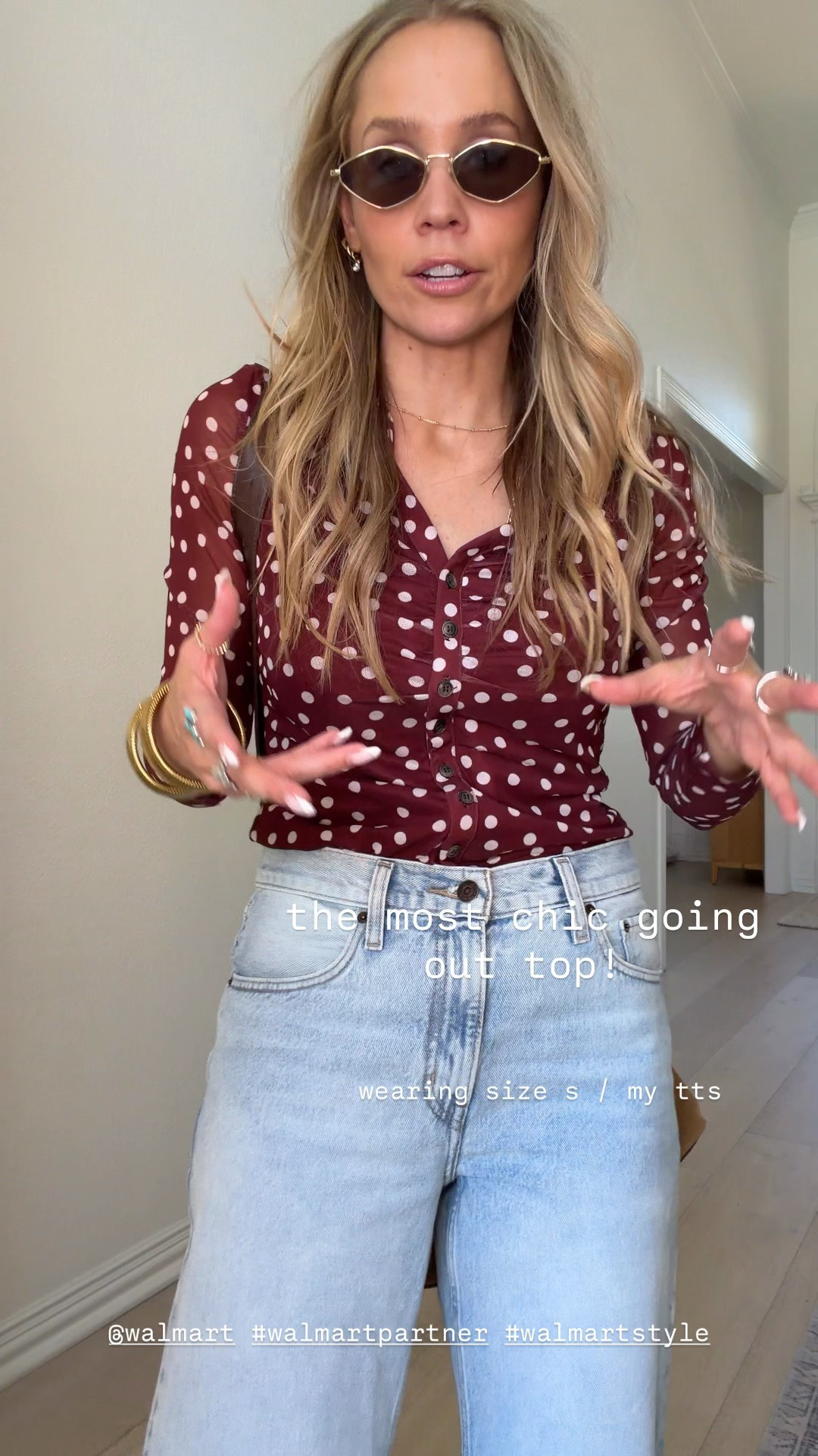 @Walmart #walmartpartner #walmartstyle 

Loving the fit & style of these tops!!!! Perfect for work or going out tops. 

Wearing size s / my tts