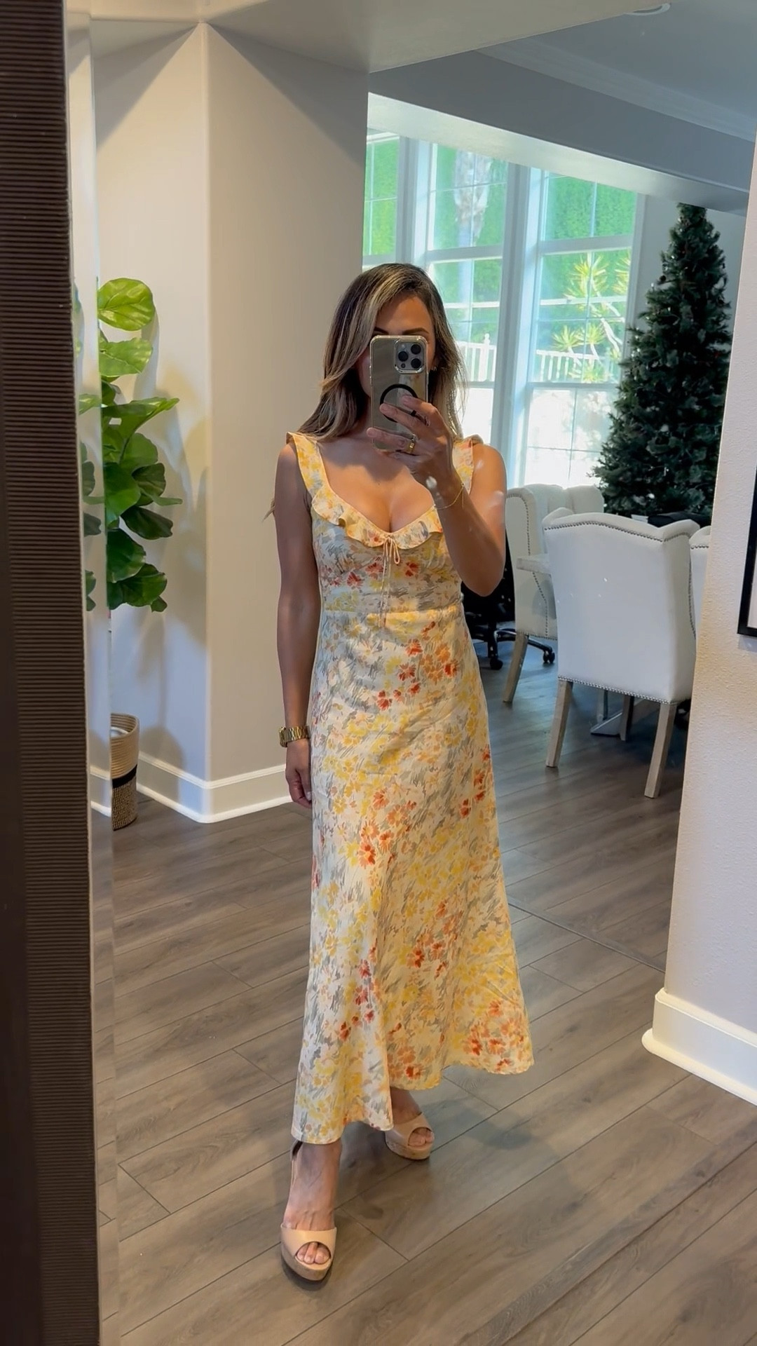 This dress is so comfortable and flattering. The colors make for the most perfect summer dress!

#LTKSummerEdit #LTKParties #LTKWedding