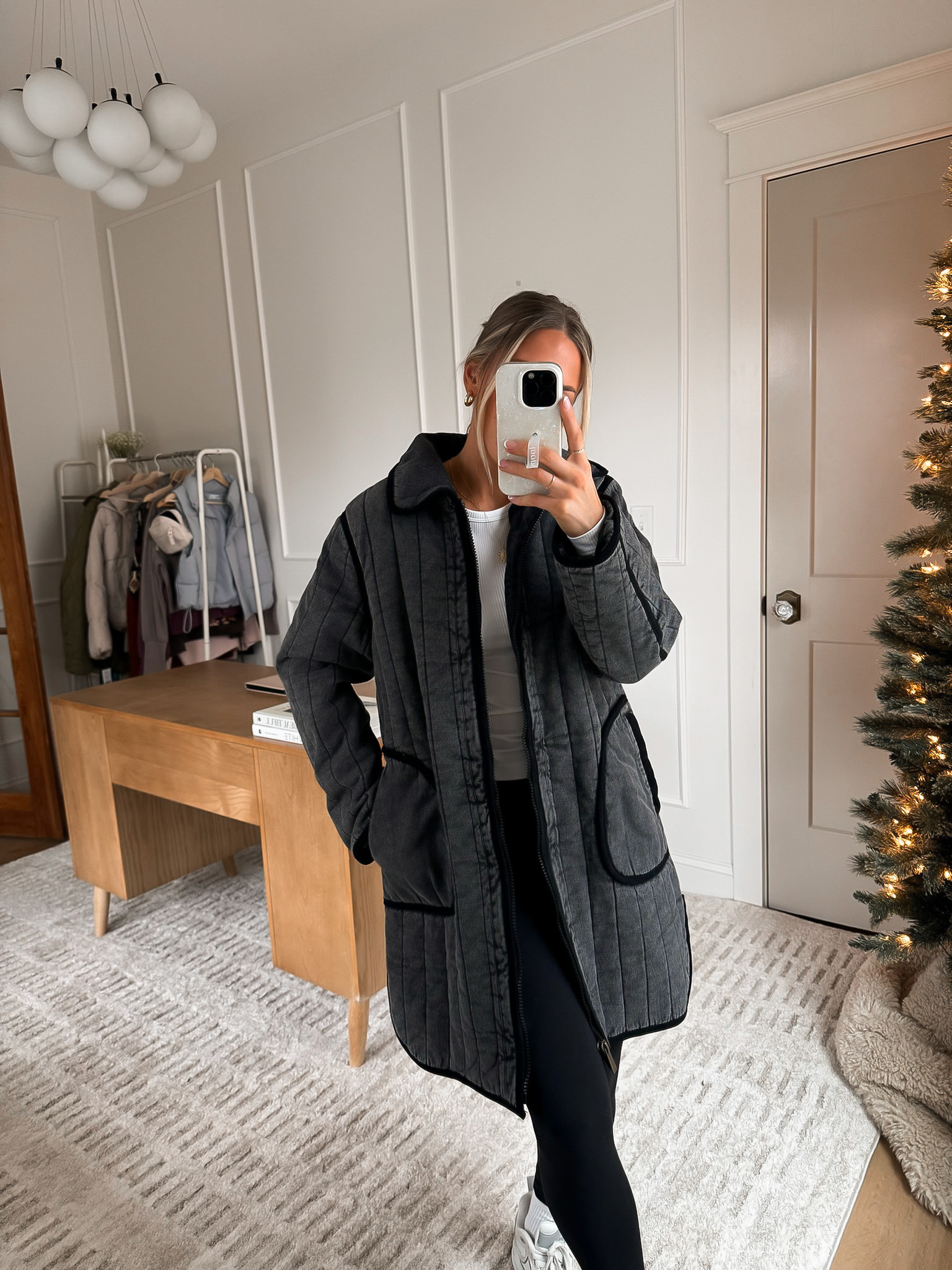 Quilted jacket! Also comes in a denim / blue color! 🤩 love the stitching around the pockets. 

#LTKFindsUnder100 #LTKStyleTip #LTKSeasonal