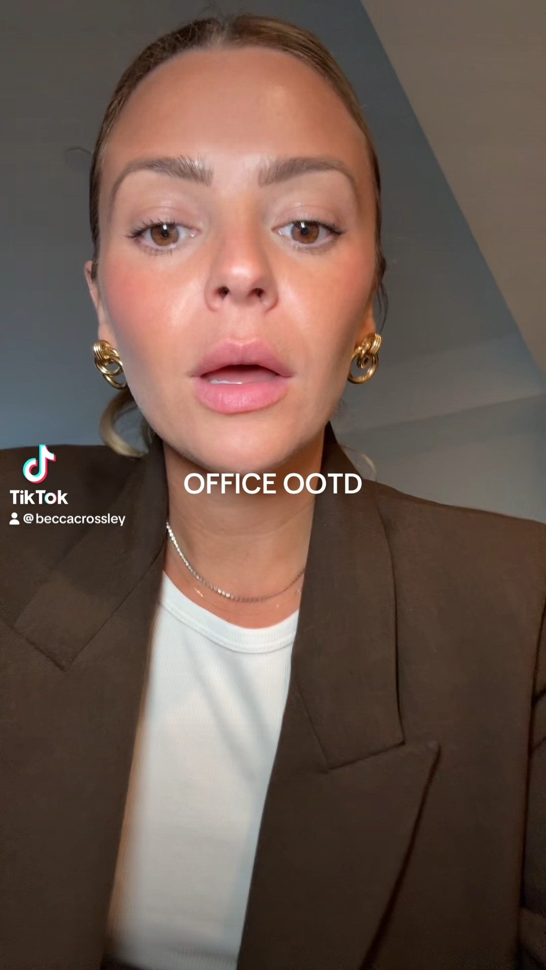 BLAZER: small
Shoes: 6.5 (size down a half size) 