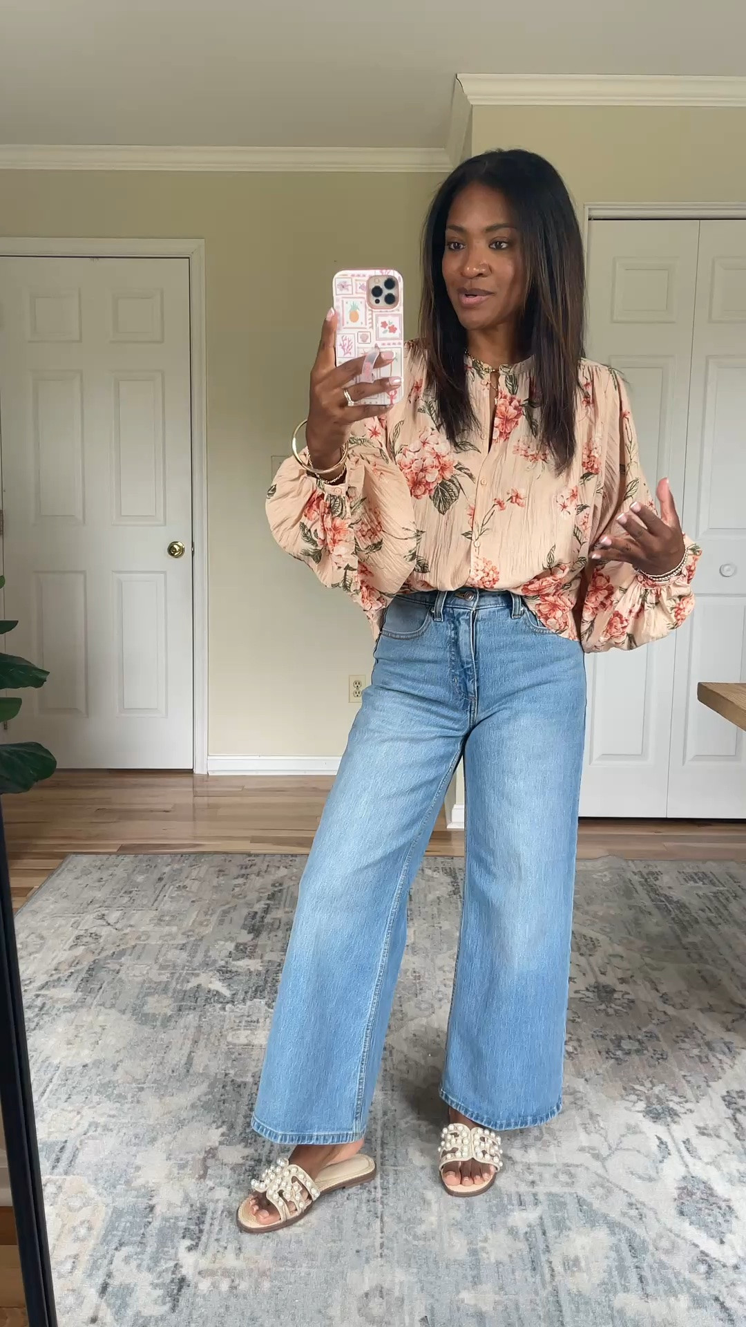 Wearing a size 4 in the jeans and a small in the top

#LTKgrwm #LTKootd #LTKOver40