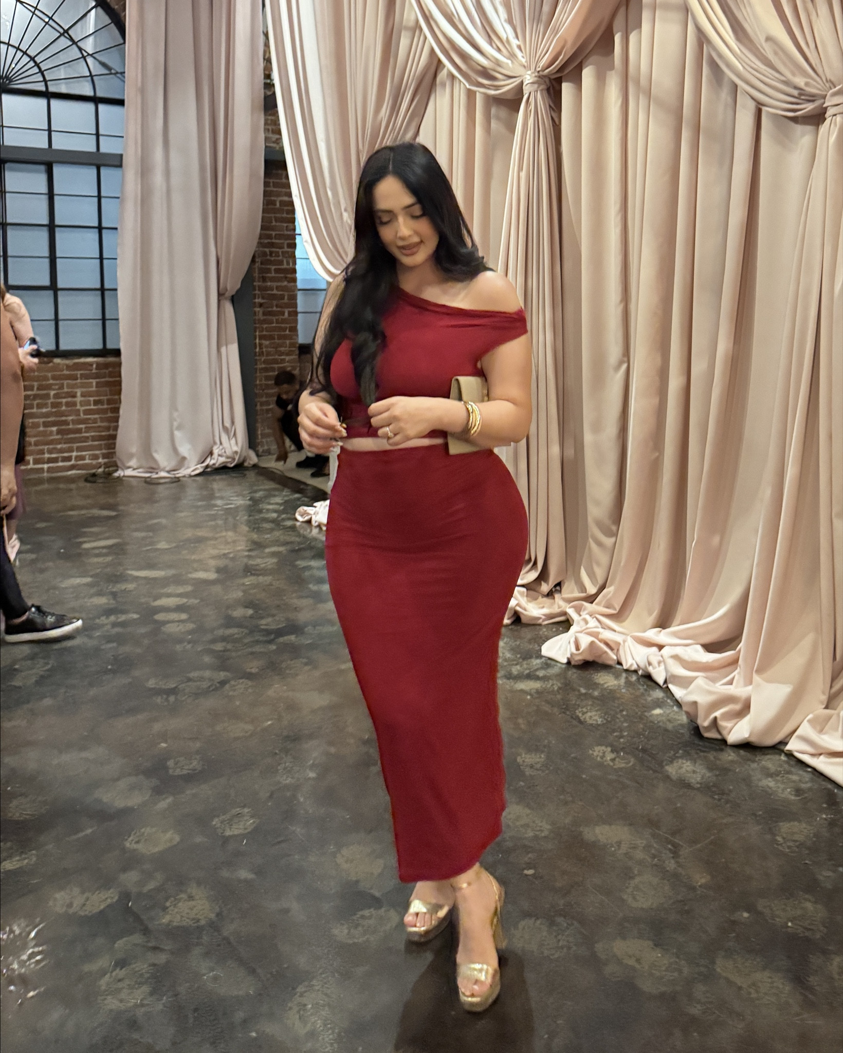 Comfy 2 piece set
I have it in a few colors 🤍 I get size large :) has a lot of stretch 