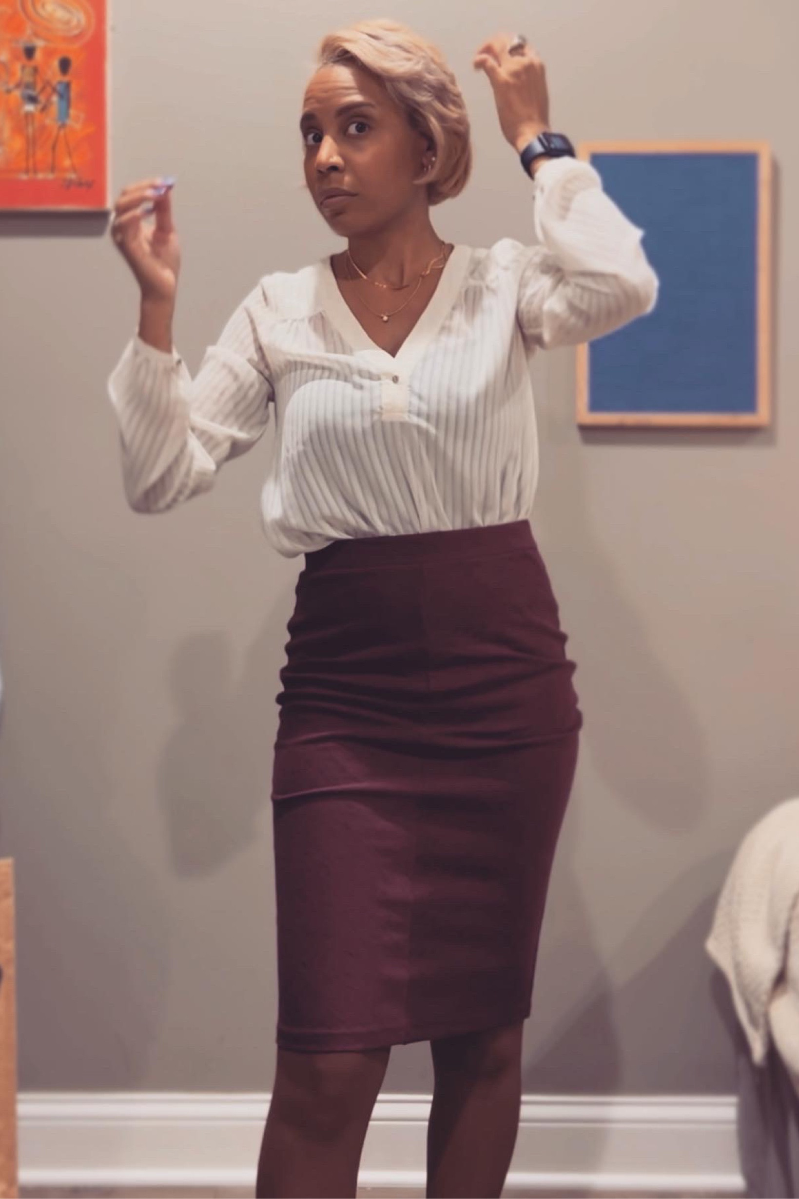 We love a good pencil skirt around here, and it’s even better when it can be paired with a comfy shoe!



#LTKworkwear #LTKunder50 #LTKFind