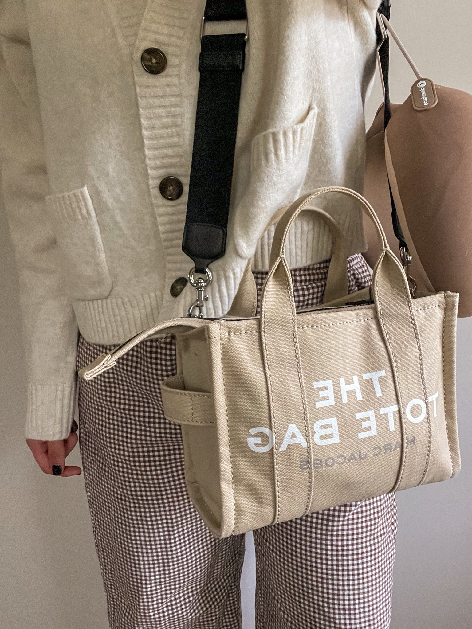 Travel style, travel ootd, Marc Jacobs tote bag 🤎

#LTKTravel #LTKFallSale #LTKStyleTip