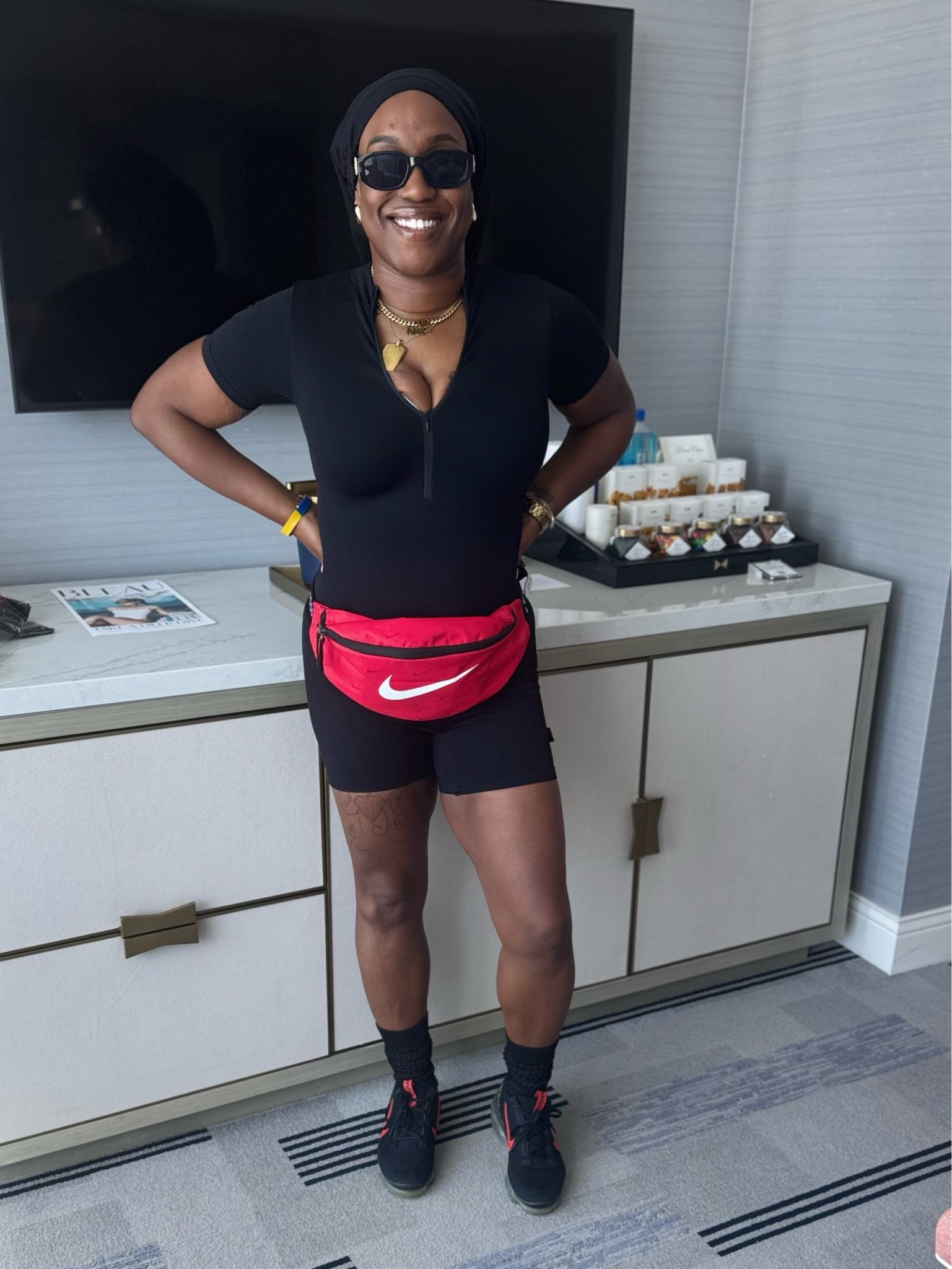 Vegas nights, ATV rides through the desert, and an OOTD that deserved a moment ✨🏜️🎰💙 #VegasOOTD #ATVAdventure #DesertVibes #TravelStyle #GirlsTripEnergy
