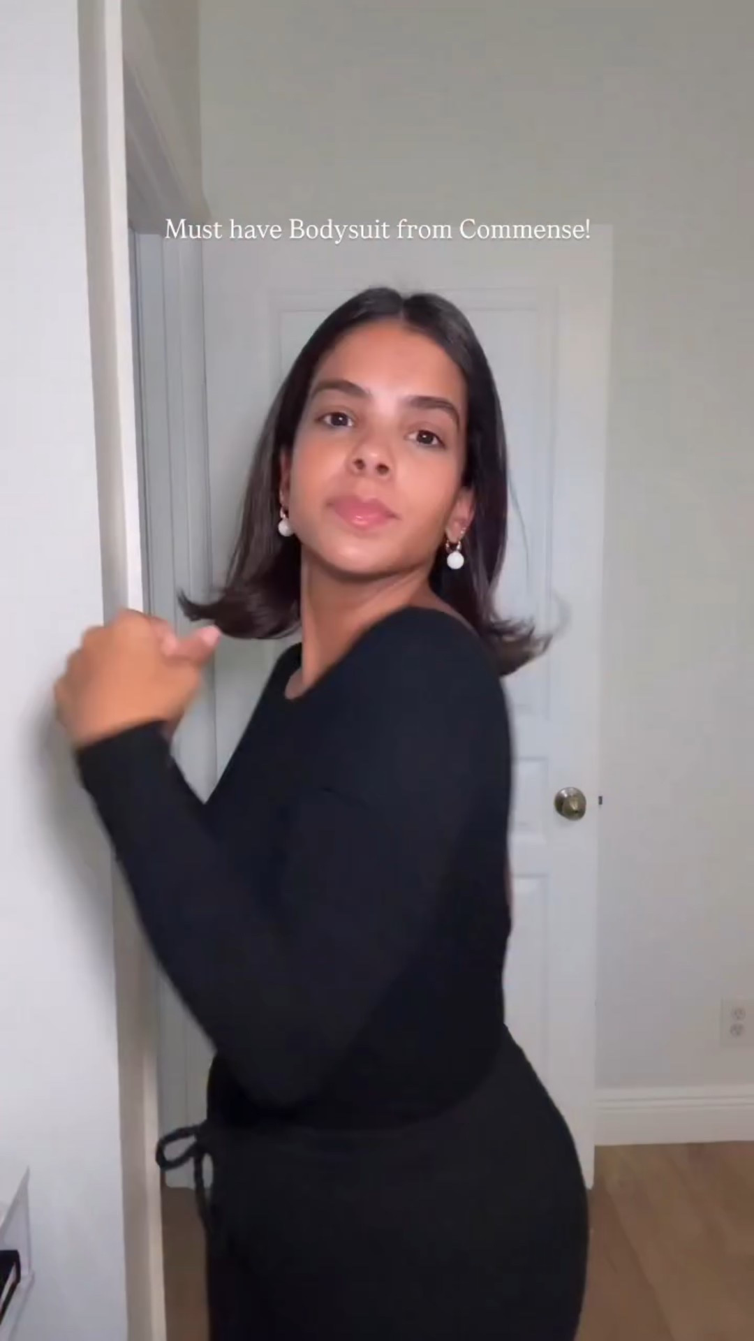 ✨Finally found the perfect top!✨

The this bodysuit from @commense.official that comes with a built-in bra. 🙌🏽

No more dealing with the hassle of straps or wires, just smooth support and the cutest scoop back detail that makes it even better. 

Effortless, comfy, and chic all in one 🤍 

#Commense