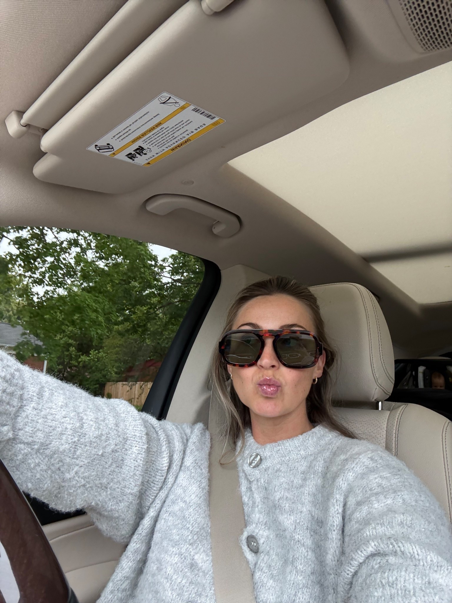 amazon sunnies - it’s giving Elisa Johnson for a tiny fraction of the price 🤏🏼🤏🏼🤏🏼 

2 pairs for less than $15 ⭐️

#dupe #amazon #sunglasses 

#LTKMothersDay #LTKootd #LTKmomlife
