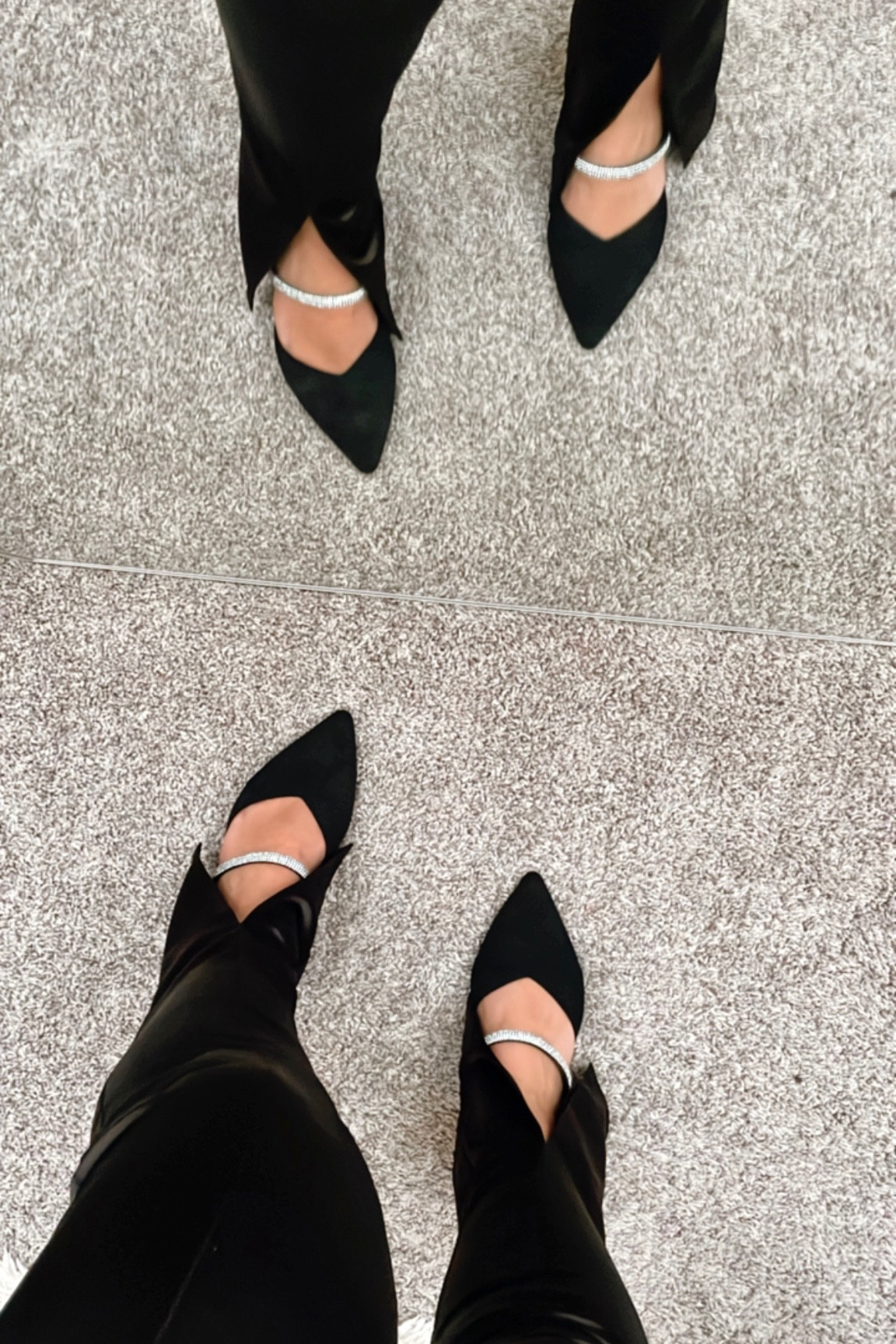 Loveee split hem pants! They are just so flattering and makes whatever shoes you wear 10x cuter!  