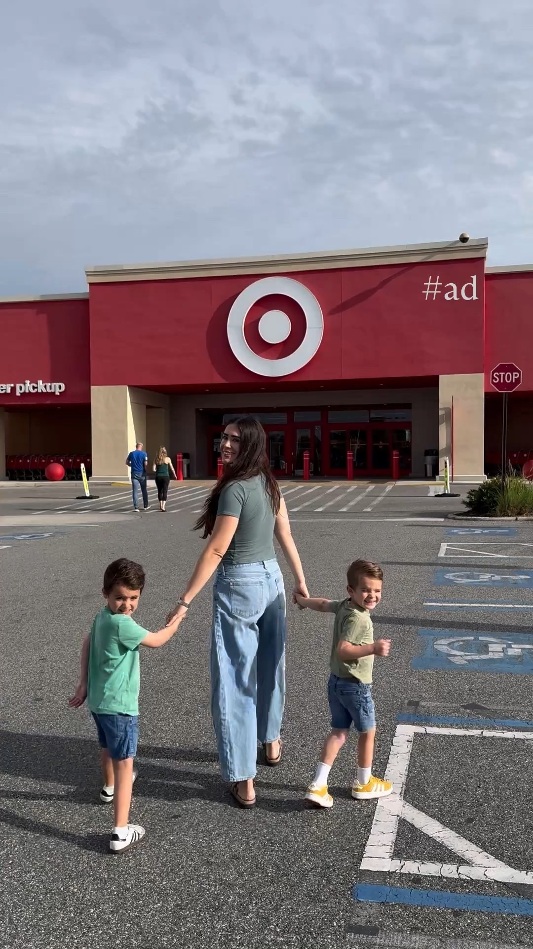 #AD I don't know who's more excited about this Lego x F1 event, me or my boys 😂🏎️🏁🏆. We had so much fun building these F1 race car sets - the level of detail is insane!! I can't wait for the actual event! Save the date! May 3rd & 4th @ Target – Miami Lakes (5601 NW 173rd St, Miami Gardens, FL) @LEGO  #LEGO #LEGOF1 #buildthethrill #TargetPartner #Target 

#LTKKids #LTKFamily #LTKFindsUnder50