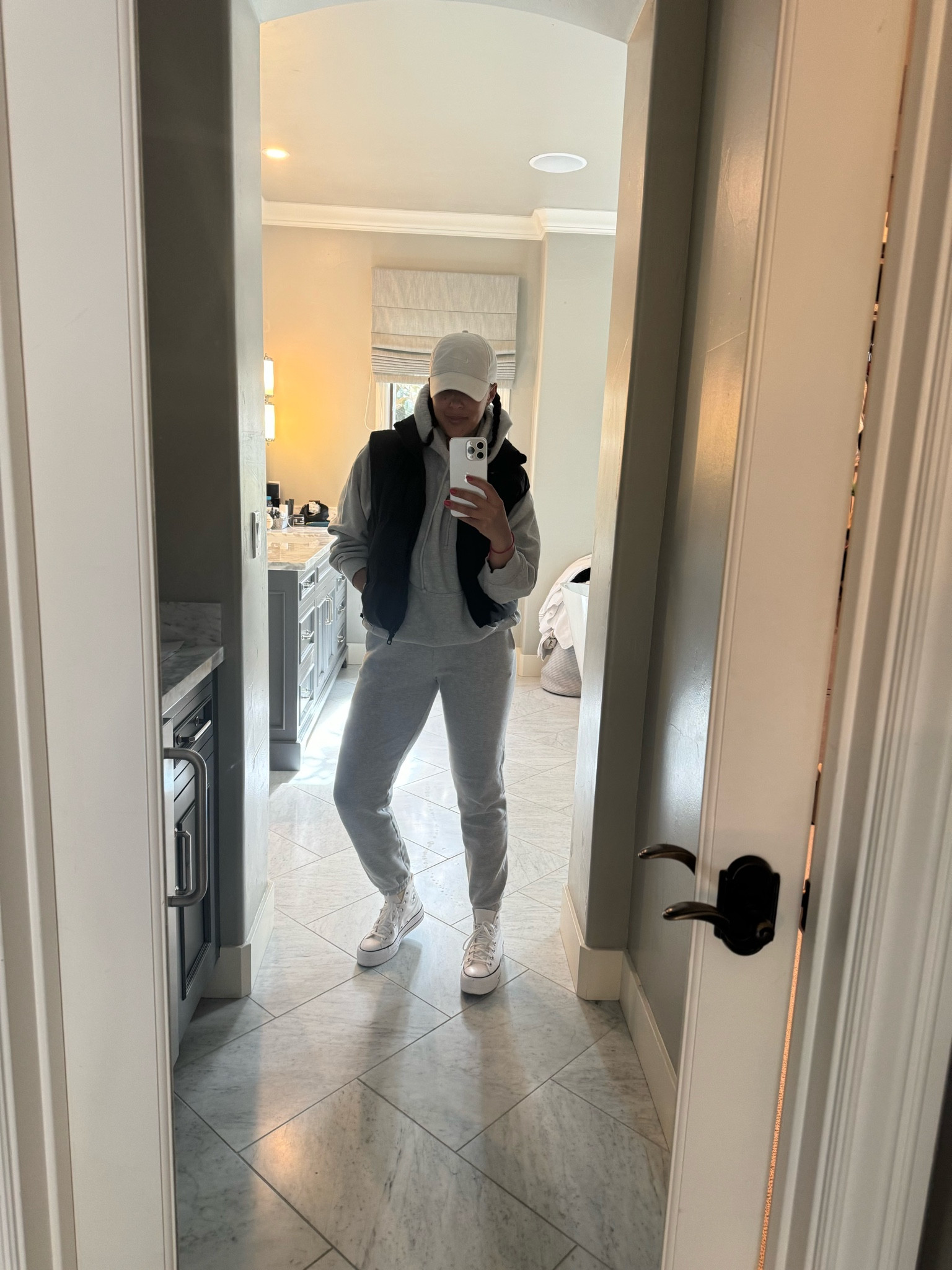 Coziest sweat suit from Aritzia 🤍

#LTKshoecrush #LTKstyletip #LTKSeasonal