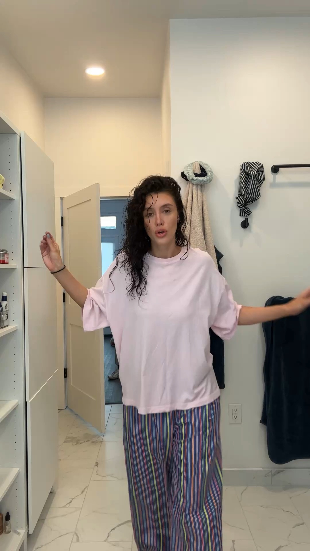 Casual spring outfit

Curly hair outfit, comfy outfit, gold mules, striped pants, pink tshirt, summer outfit

#LTKmorningroutine #LTKgrwm #LTKootd