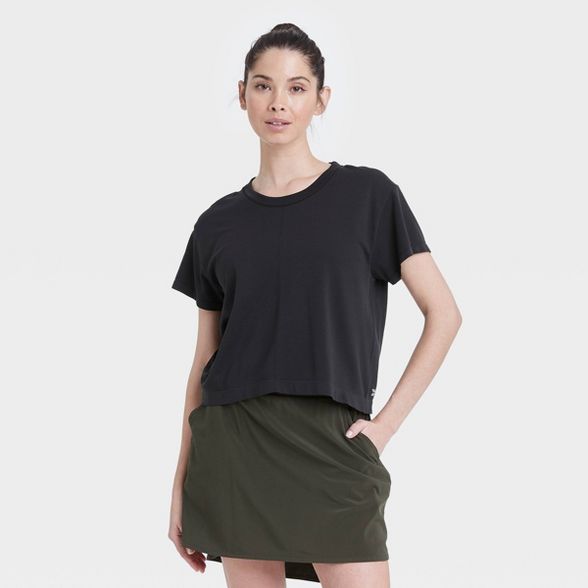 Women's Seamless Boxy Cropped Short Sleeve T-Shirt - All in Motion™ | Target