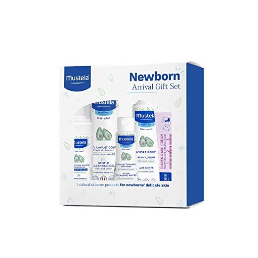 Amazon.com: Mustela Newborn Arrival Gift Set - Baby Skincare & Bath Time Essentials - Natural & P... | Amazon (US)