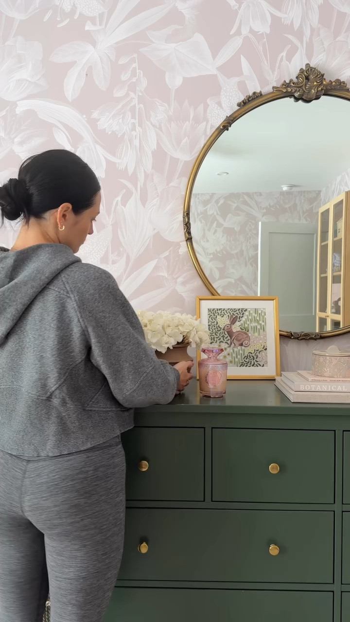 It’s been a rough winter here, and if there’s one thing that I can make sure that we do right, it’s making the air in our home exactly what we need. I recently put the @airdogusa Airdog MOI in my daughters room to purify and cleanse the air. Mold and mist free is what sold me. I can hand wash all of the parts and the multi function system is such an upgrade. 

Mention SHOP below and I’ll send you the links. 

#airdogusa #airdog #hometech #tech #pureair