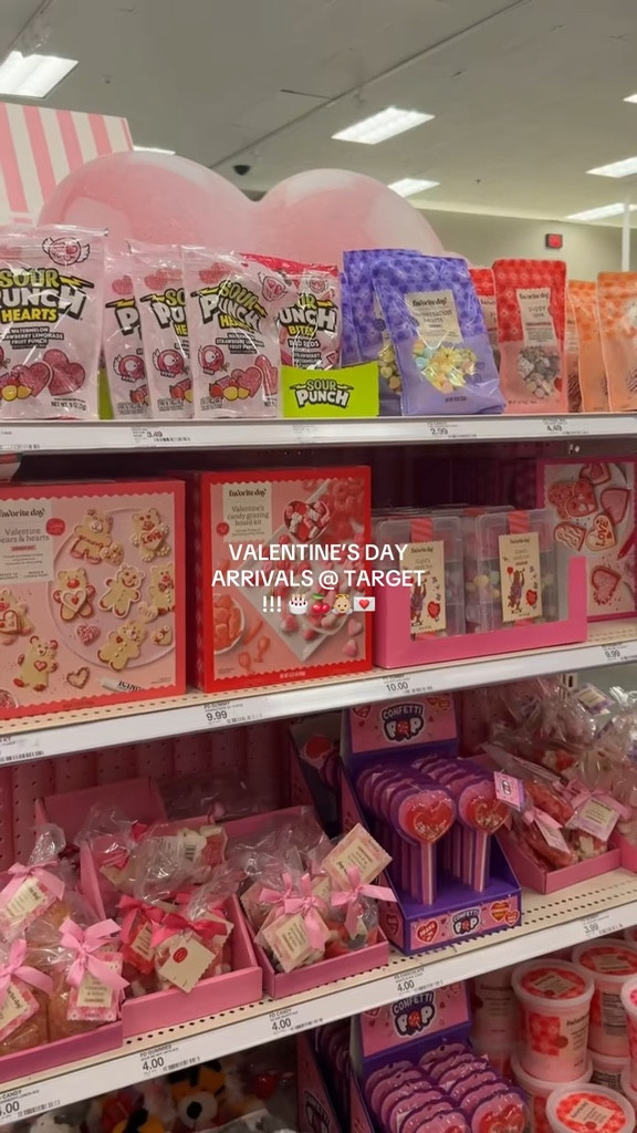 Valentine’s Day has arrived at Target! Don’t miss out on the cutest finds of the season 🎂 From so many favorite brands 👼🏼 #targetfinds #valentinesday 

#LTKFindsUnder100 #LTKHome #LTKSeasonal