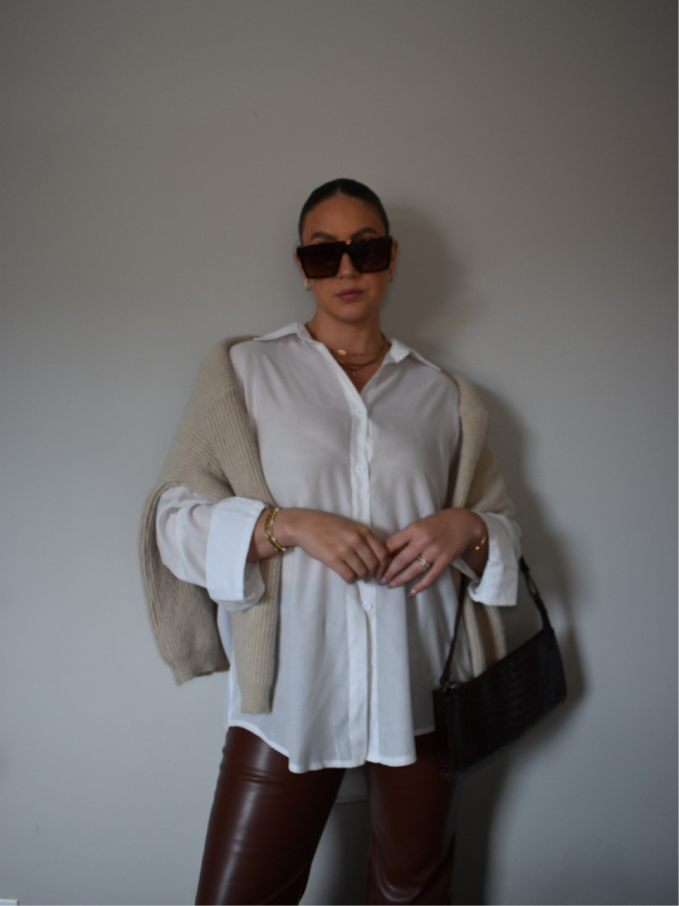 easy way to stay comfy during the chilly mornings & hot afternoons 

#LTKstyletip #LTKfindsunder50 #LTKmidsize