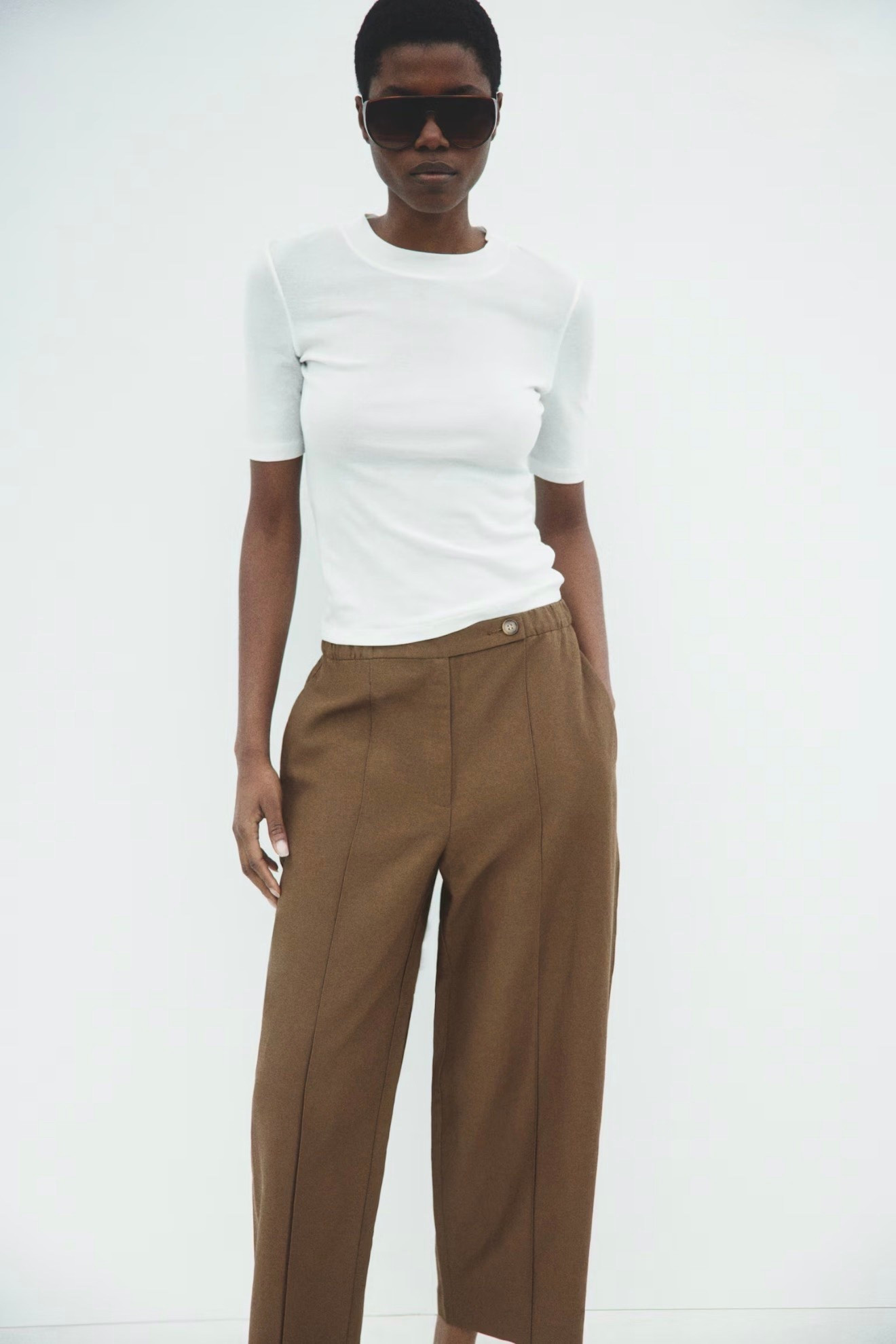 work outfits

LINEN-BLEND BARREL-LEG PANTS 
#summer #office #casual #outfit

#LTKSeasonal #LTKOver40 #LTKWorkwear