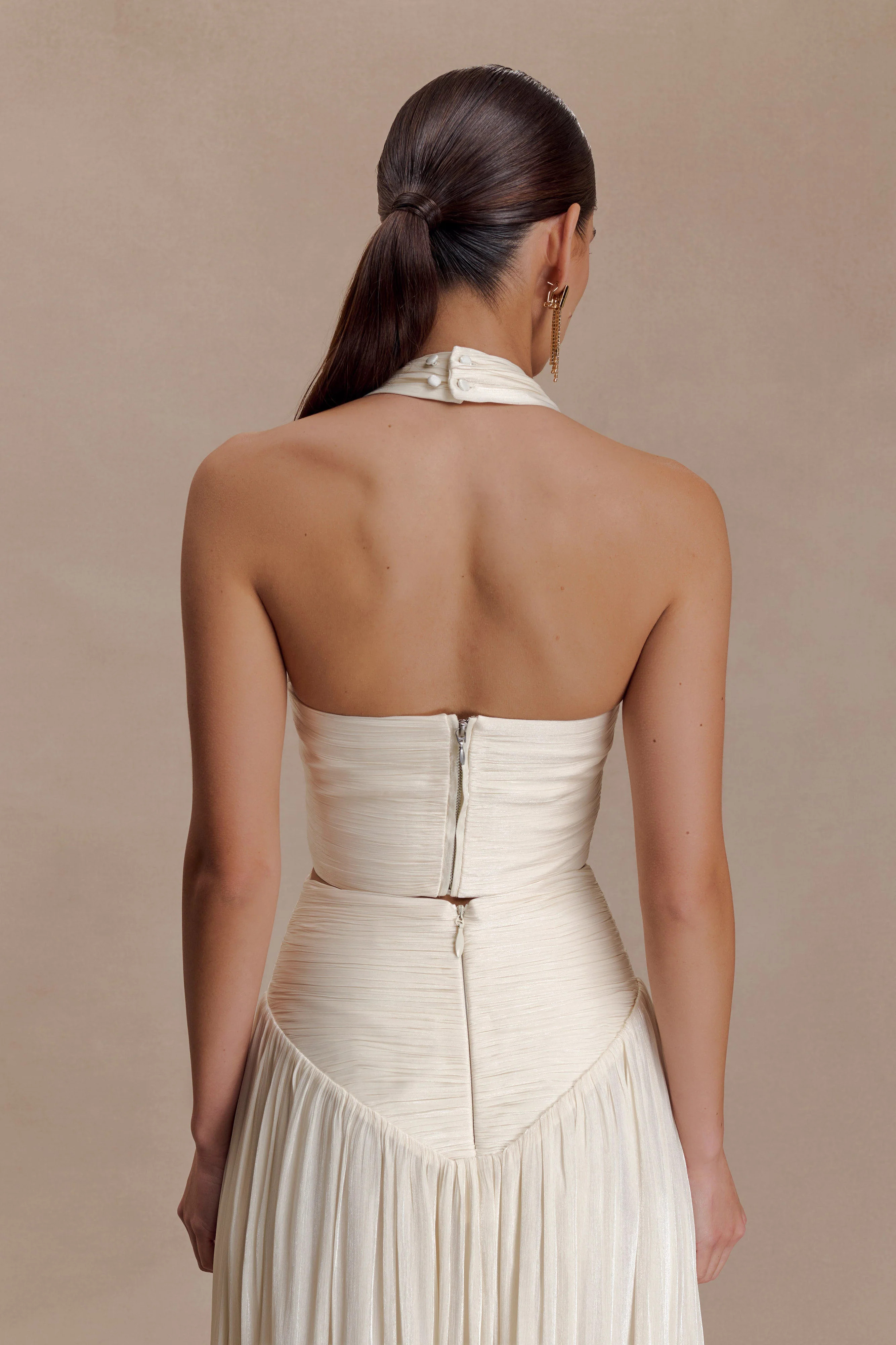 Makena Gathered V Neck Top - Opal White | MESHKI US