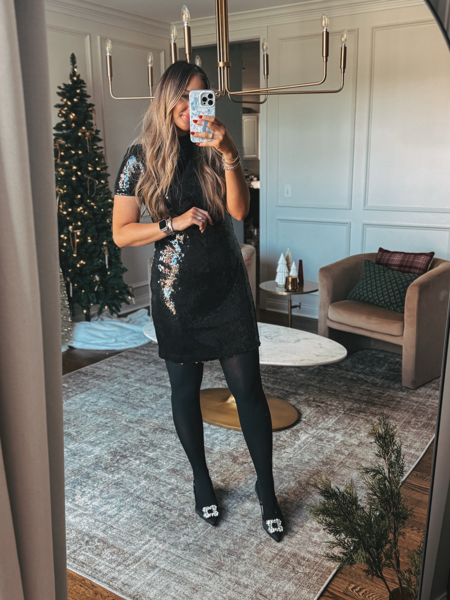 Gorgeous sequin dress from
Walmart makes for the perfect Holiday outfit. New Year’s Eve outfit idea! 



#LTKHoliday #LTKParties #LTKStyleTip