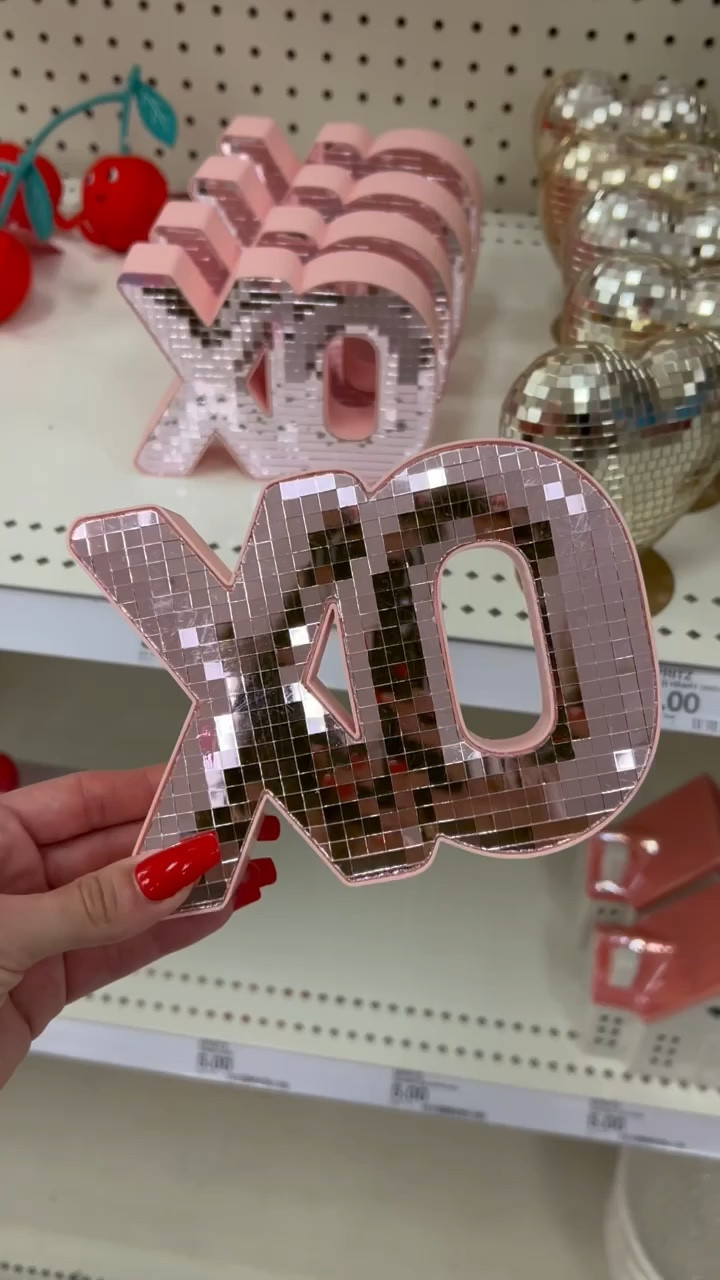  

valentines day decor 

#valentinesday #valentines #galentines #party #vday #hearts #roses #candle #pillows #runner #wreath #target #targethome #targetfinds  

 

 

#LTKGiftGuide #LTKHome #LTKSeasonal