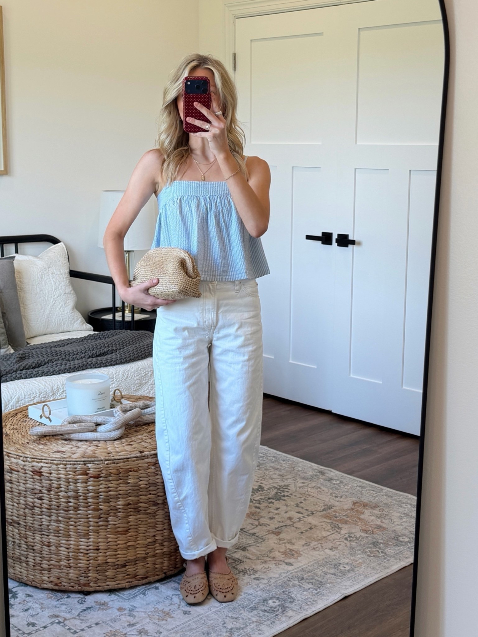 XXS top, 24P gap jeans

#LTKootd #LTKdayinmylife #LTKSeasonal