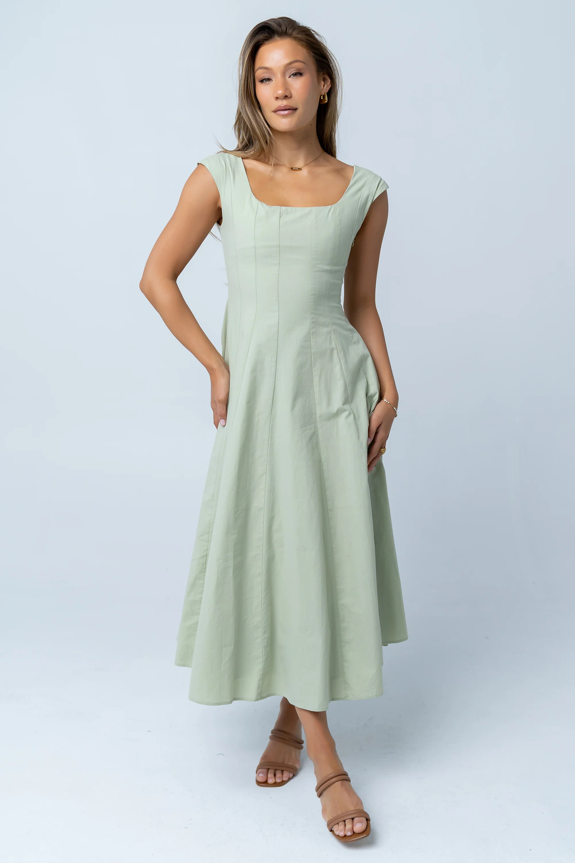 Colin Midi Dress in Sage | Böhme US
