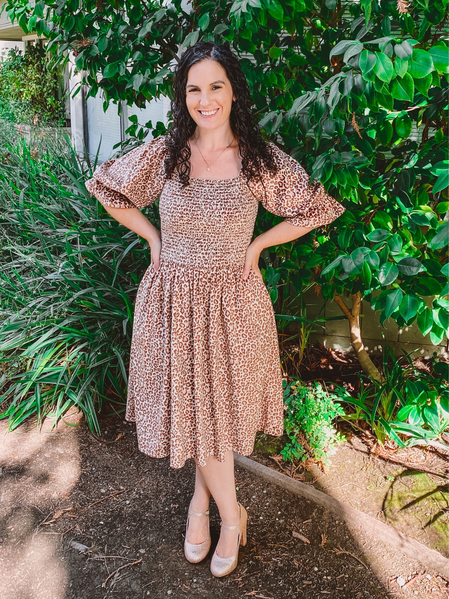 Rose gold sparkle glitter heels

#LTKunder50 #LTKshoecrush #LTKstyletip