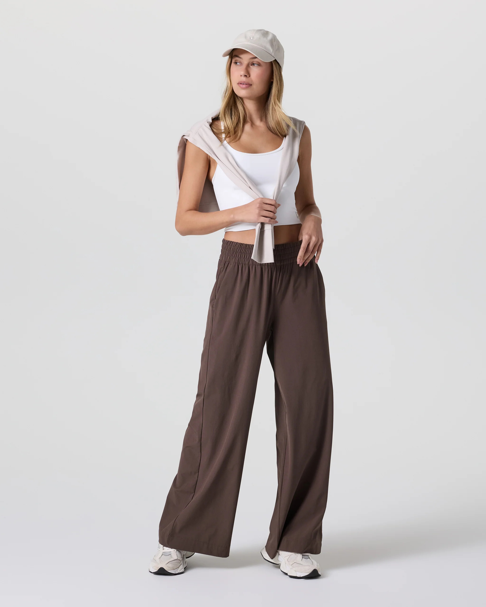 Villa Wideleg - Short – Women's Java Ultra-Wide Leg Pants – Pants – Vuori | Vuori Clothing (US & Canada)
